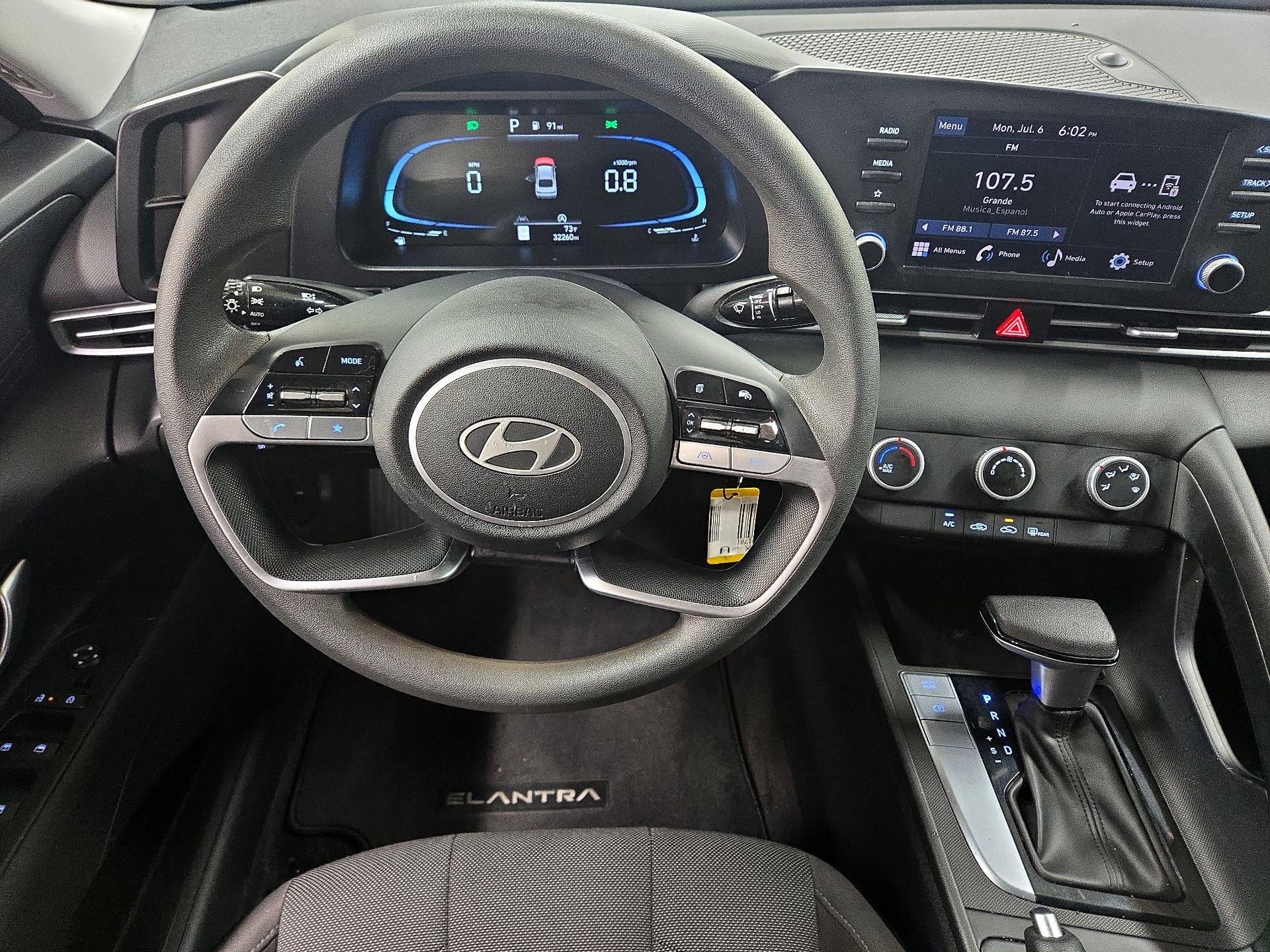 Thumbnail: 2025 Hyundai Elantra - 10