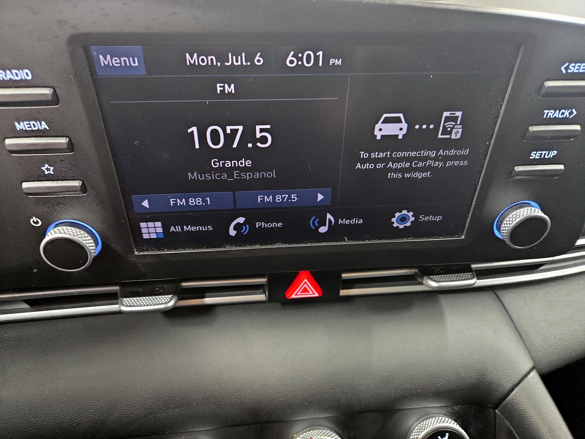 Thumbnail: 2025 Hyundai Elantra - 15
