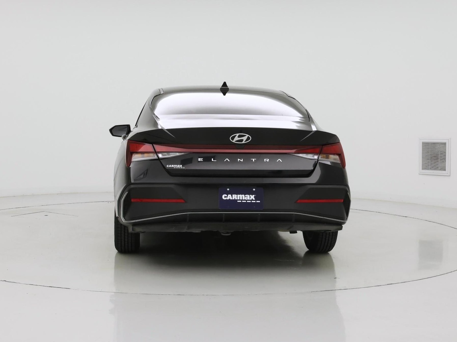2025 Hyundai Elantra SE - Photo 7