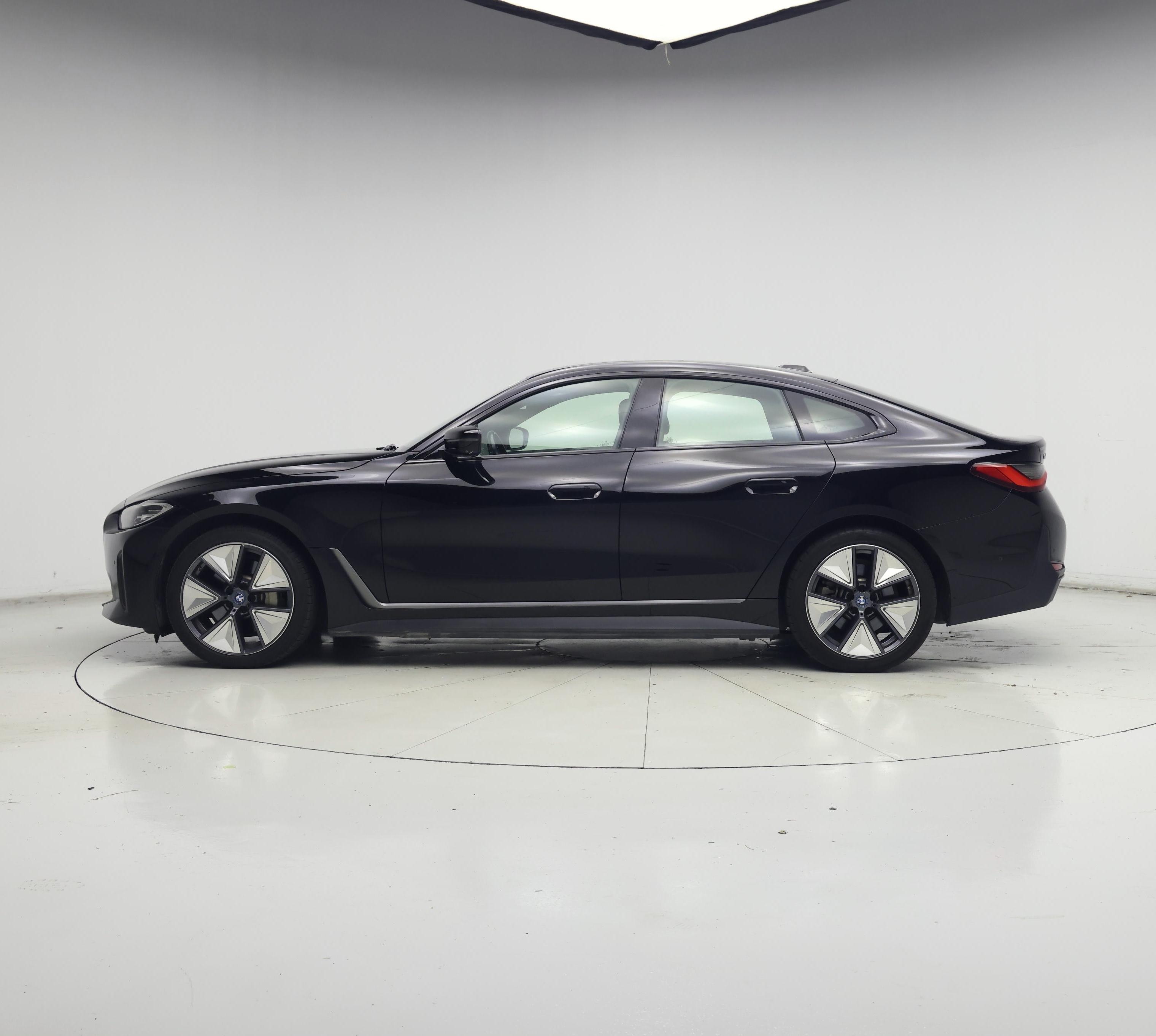 Thumbnail: 2023 BMW i4 - 3
