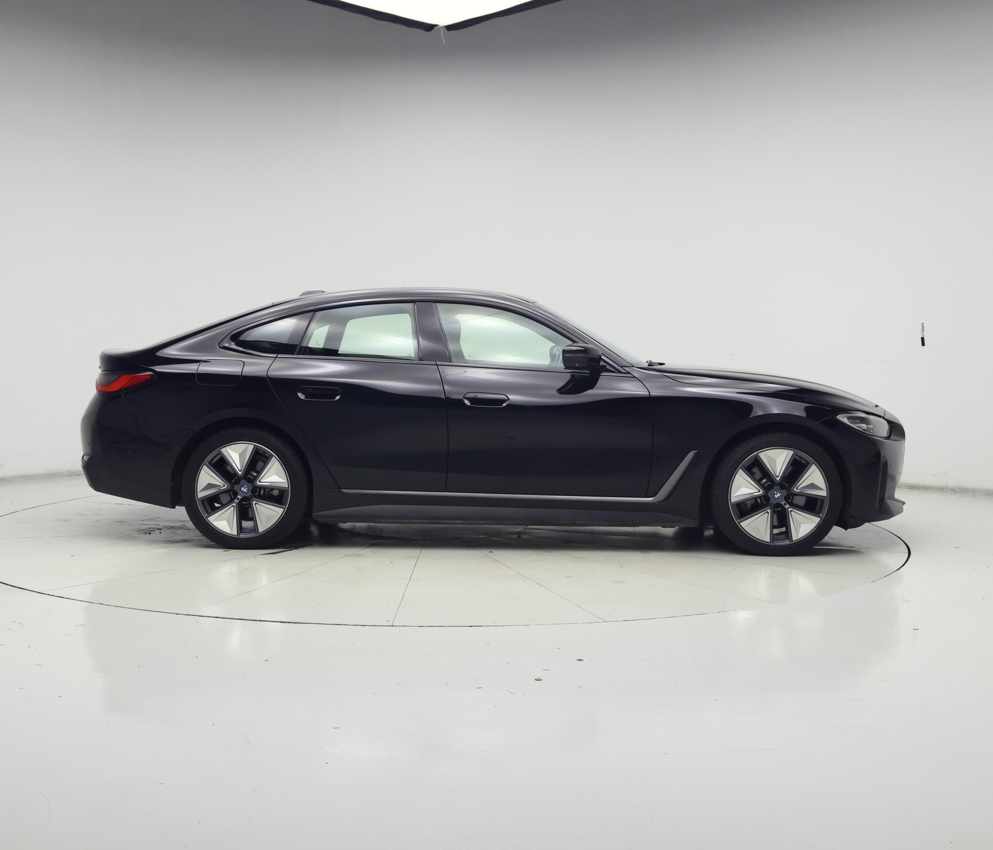 Thumbnail: 2023 BMW i4 - 7