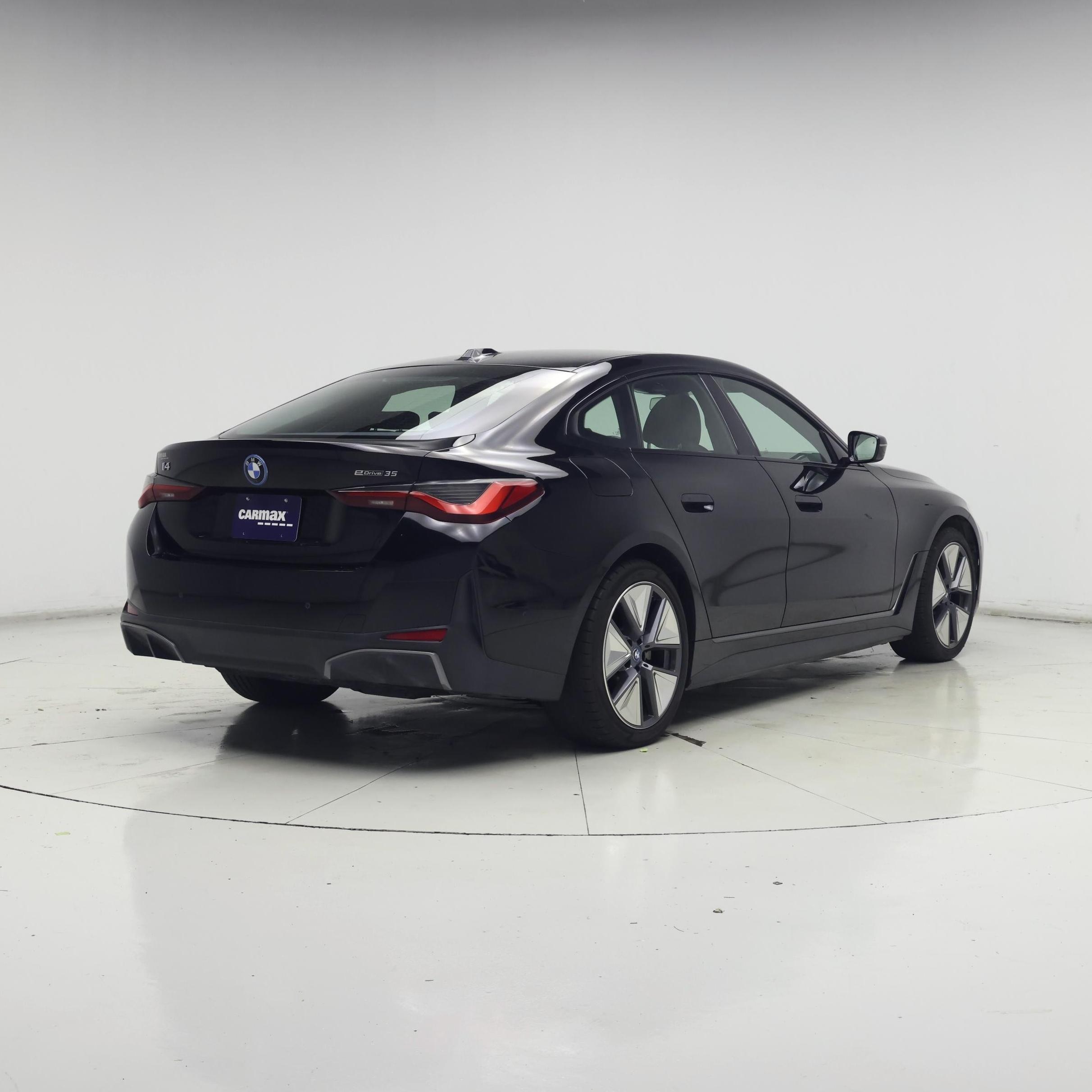 Thumbnail: 2023 BMW i4 - 8