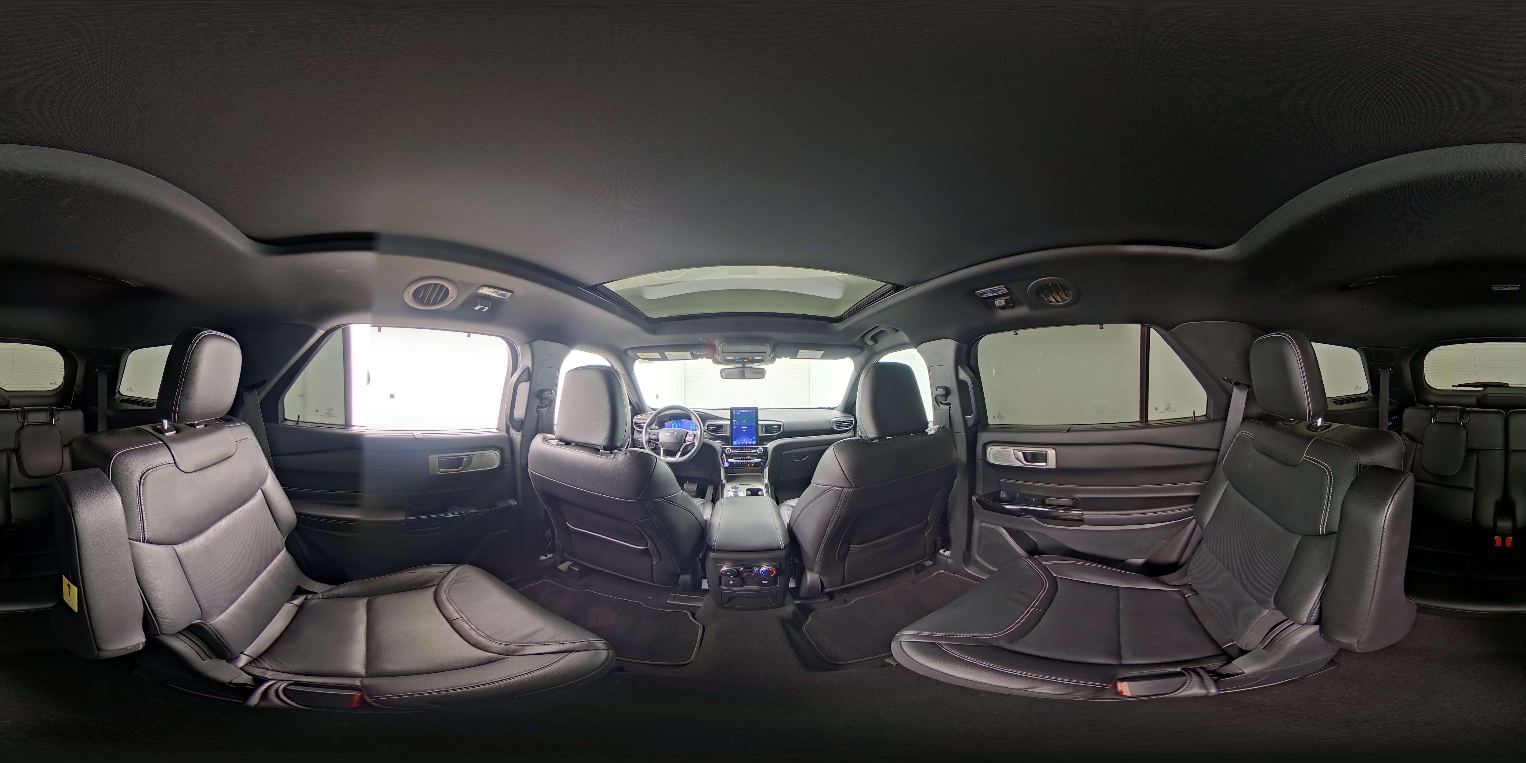 2022 Ford Explorer ST - Photo 28