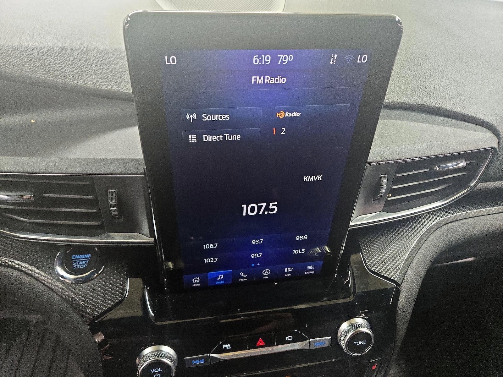 2022 Ford Explorer ST - Photo 17