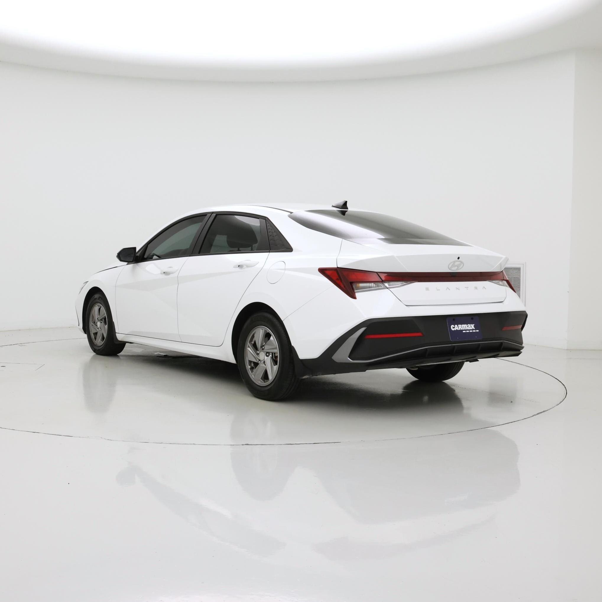 Thumbnail: 2025 Hyundai Elantra - 2