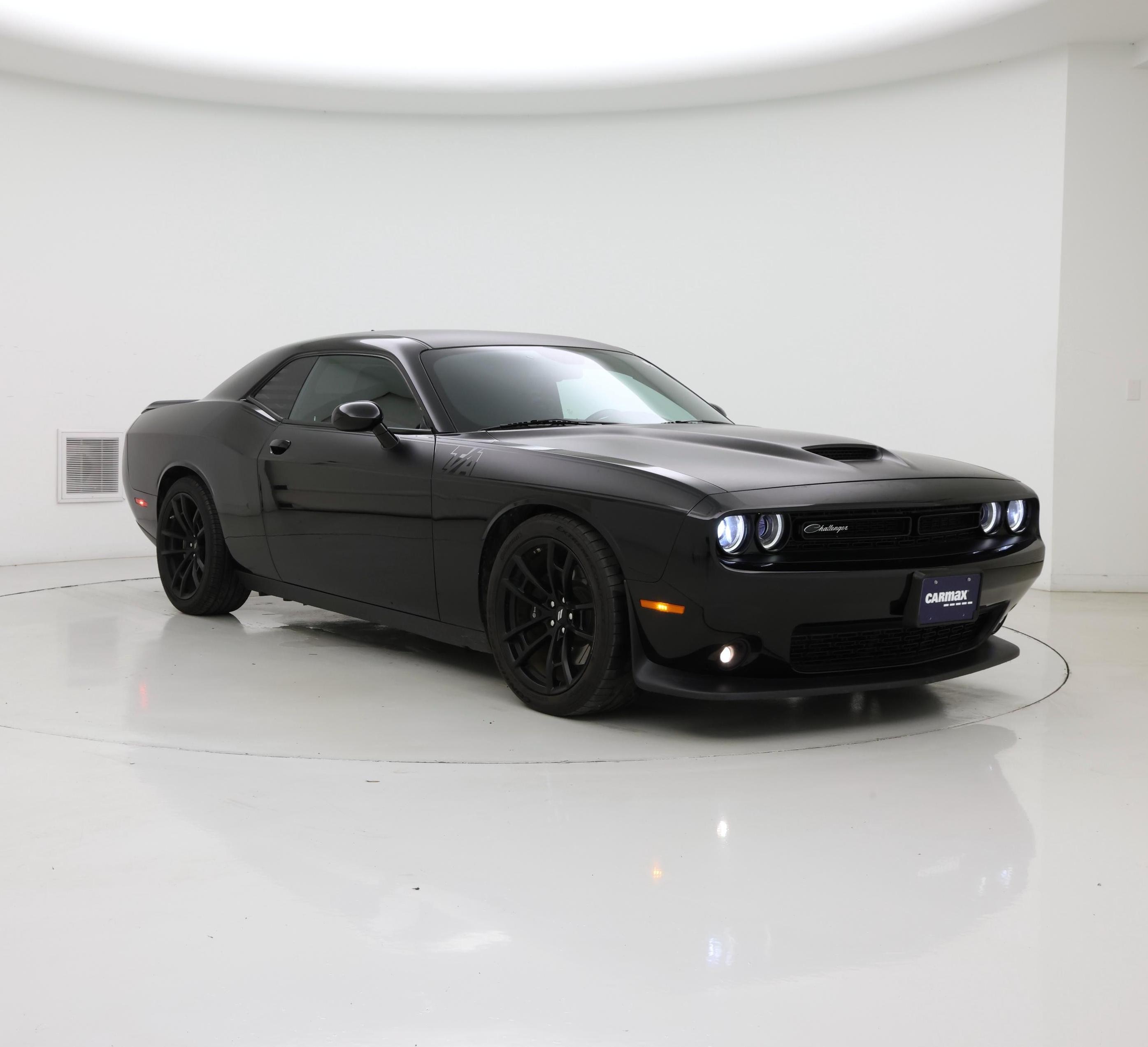 Black 2020 Dodge Challenger Coupe Rear-Wheel Drive Manual