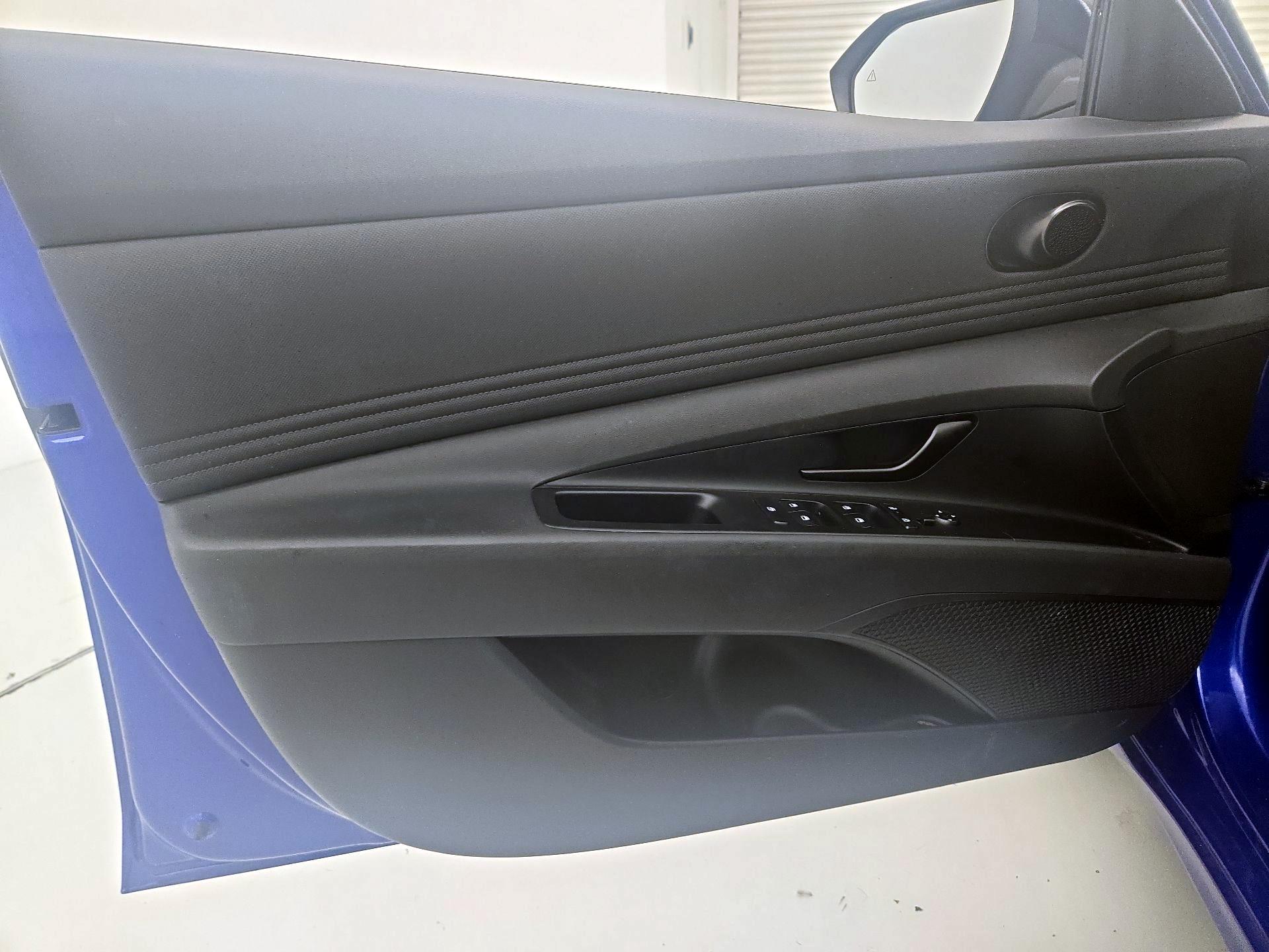 Thumbnail: 2025 Hyundai Elantra - 12