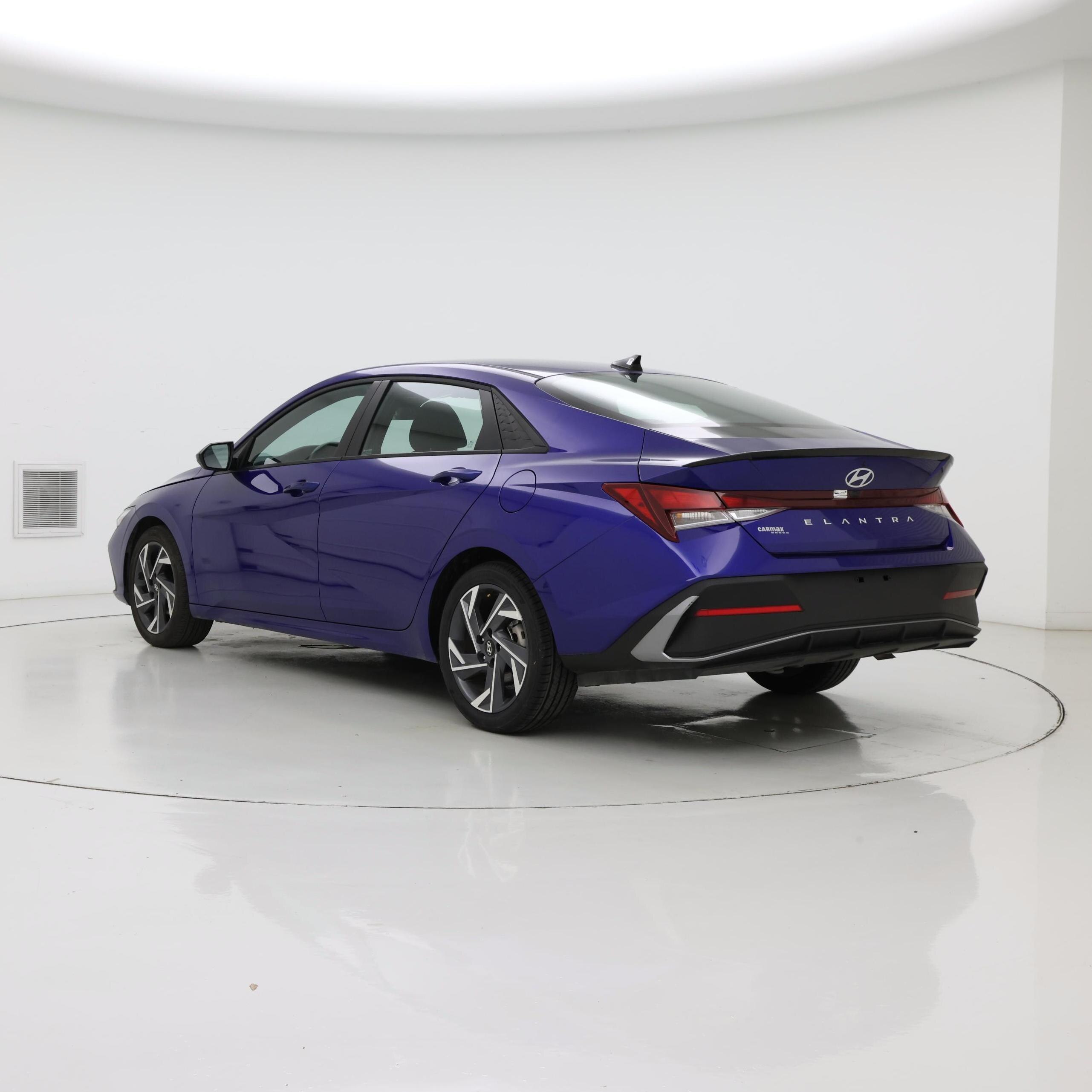 Thumbnail: 2025 Hyundai Elantra - 2
