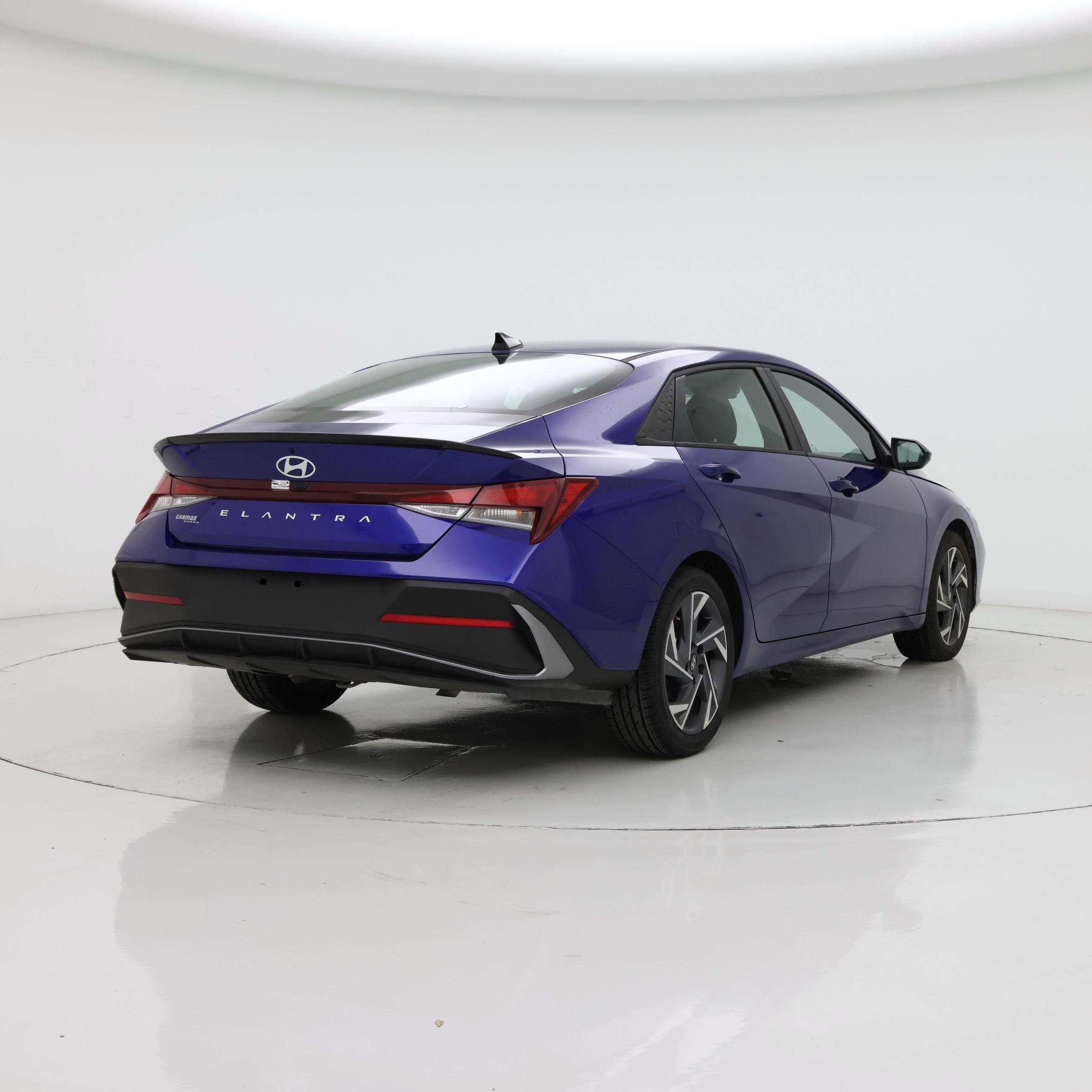 Thumbnail: 2025 Hyundai Elantra - 8
