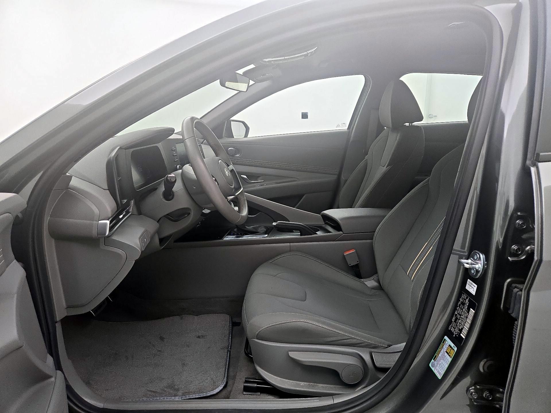 Thumbnail: 2025 Hyundai Elantra - 11