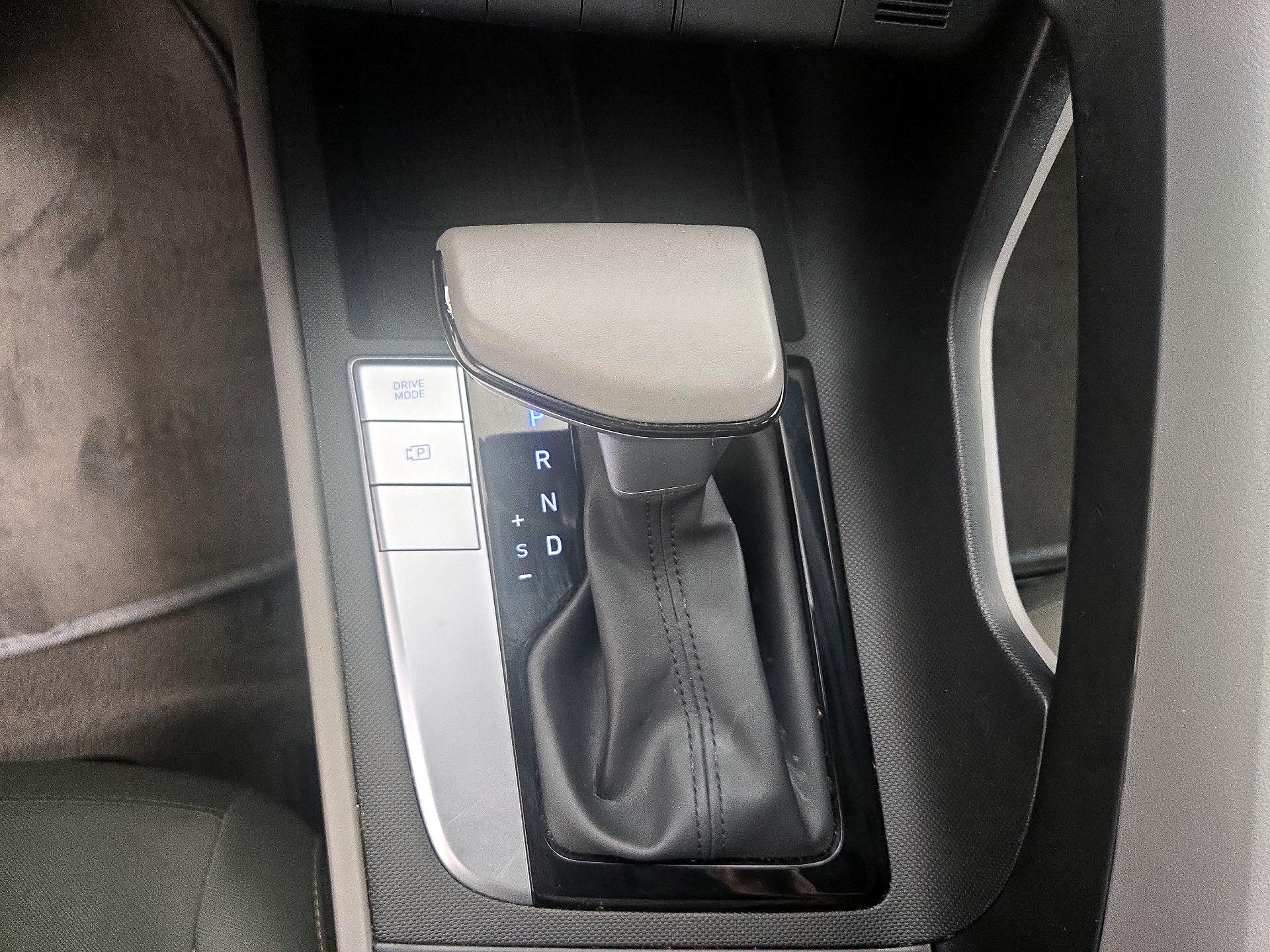 Thumbnail: 2025 Hyundai Elantra - 17