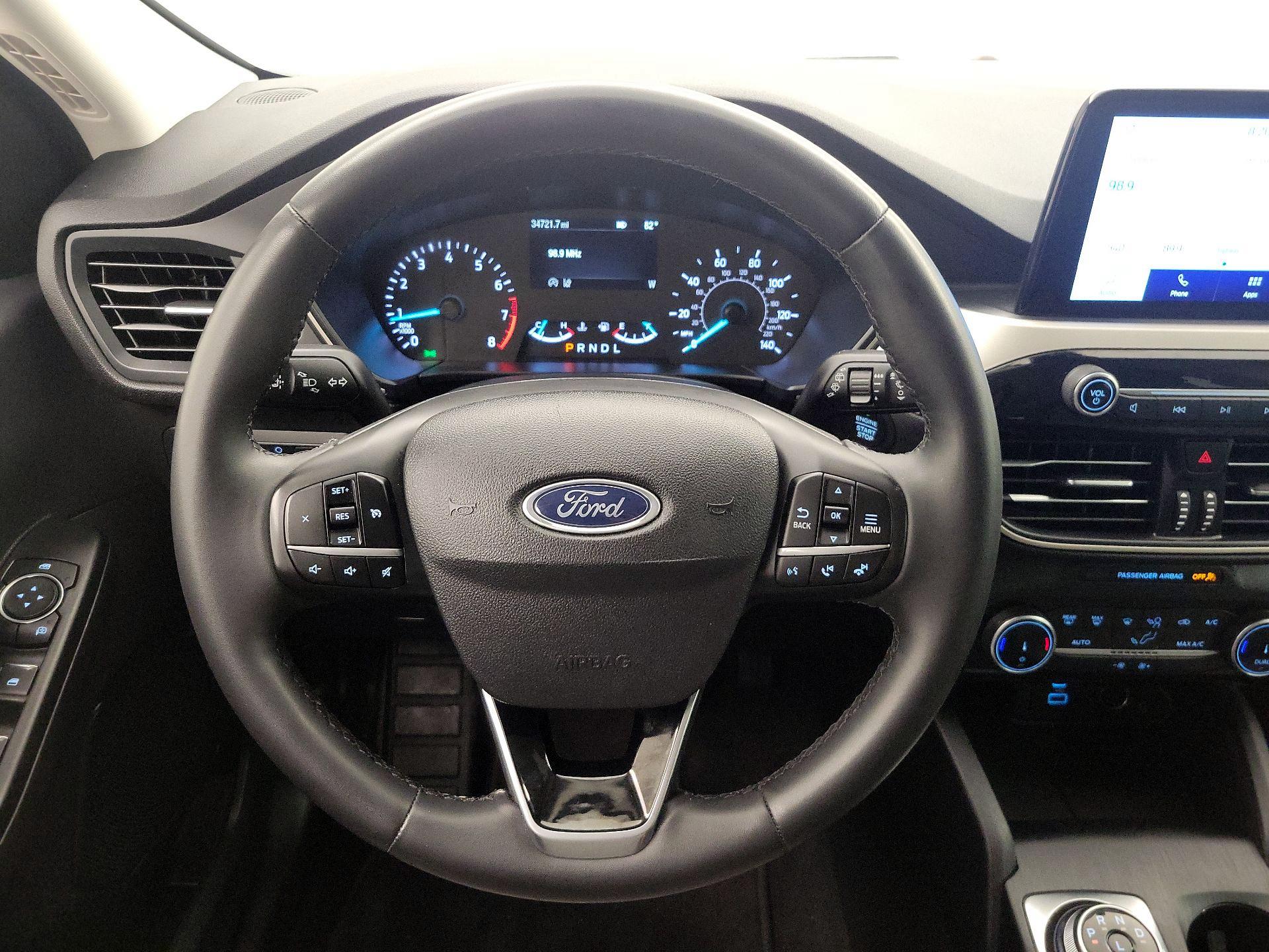 Thumbnail: 2022 Ford Escape - 10
