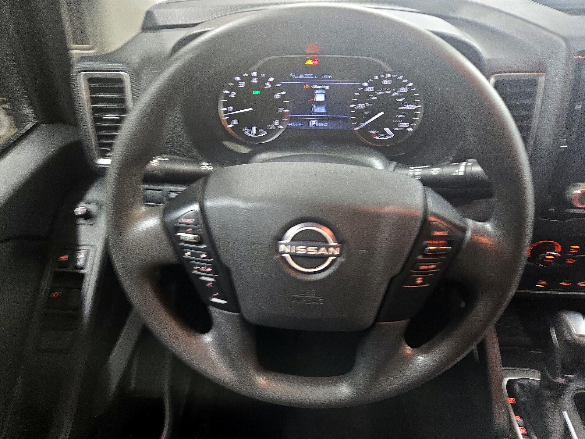 Thumbnail: 2023 Nissan Frontier - 10