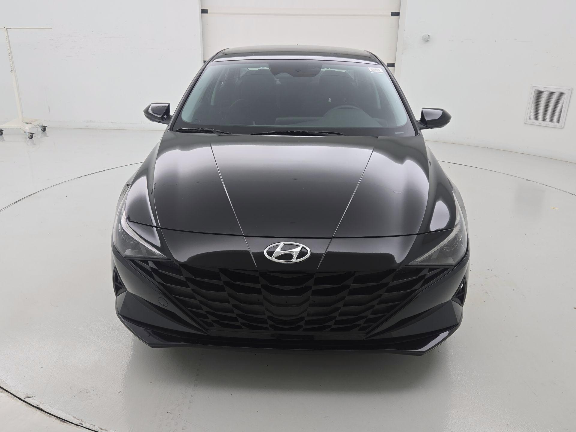 Thumbnail: 2023 Hyundai Elantra - 2