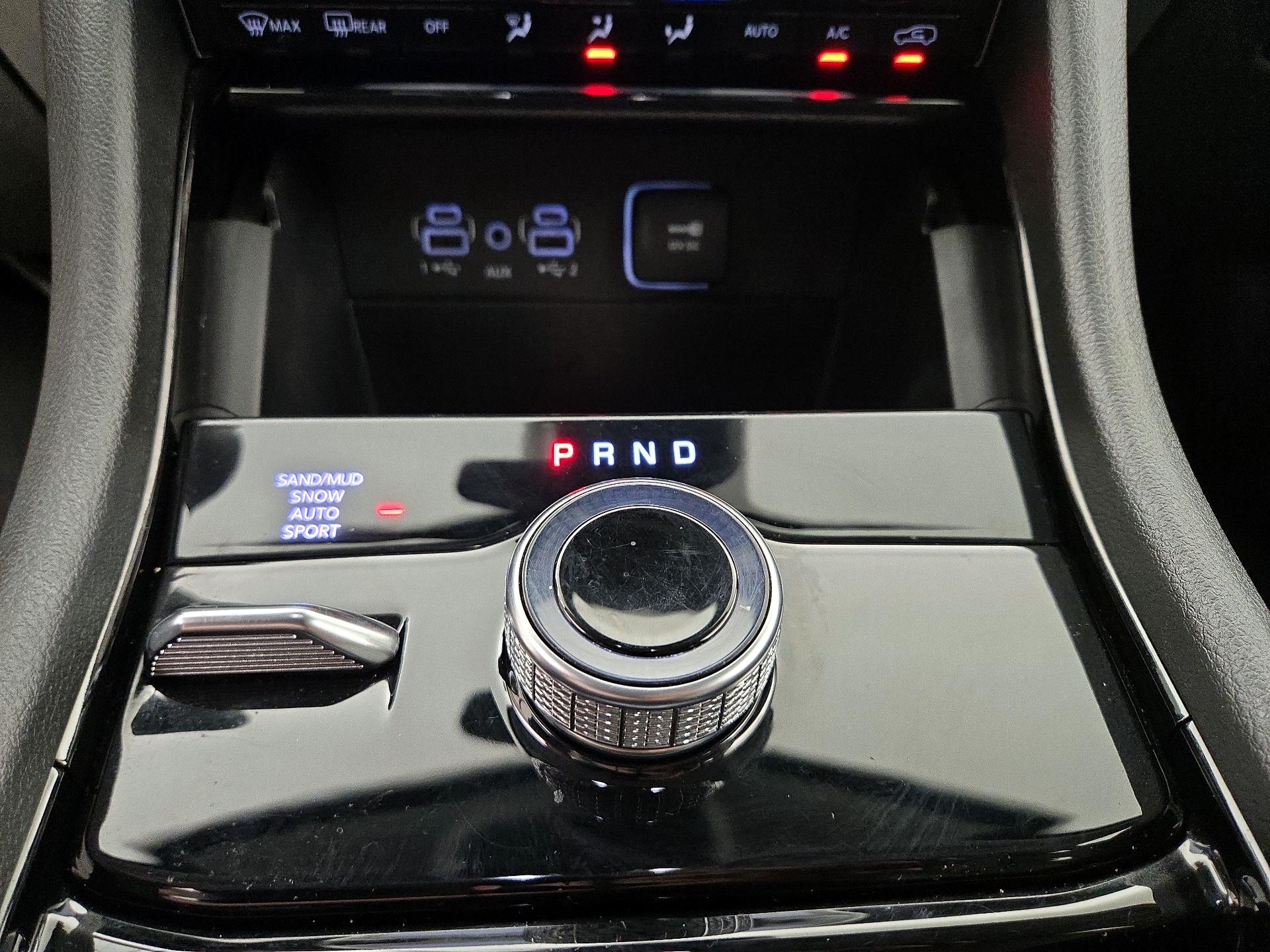 Thumbnail: 2023 Jeep Grand Cherokee - 18