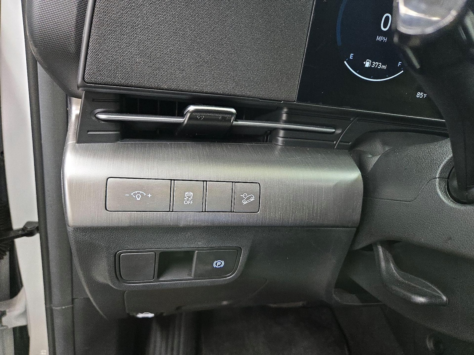 2024 Hyundai Kona SEL - Photo 14
