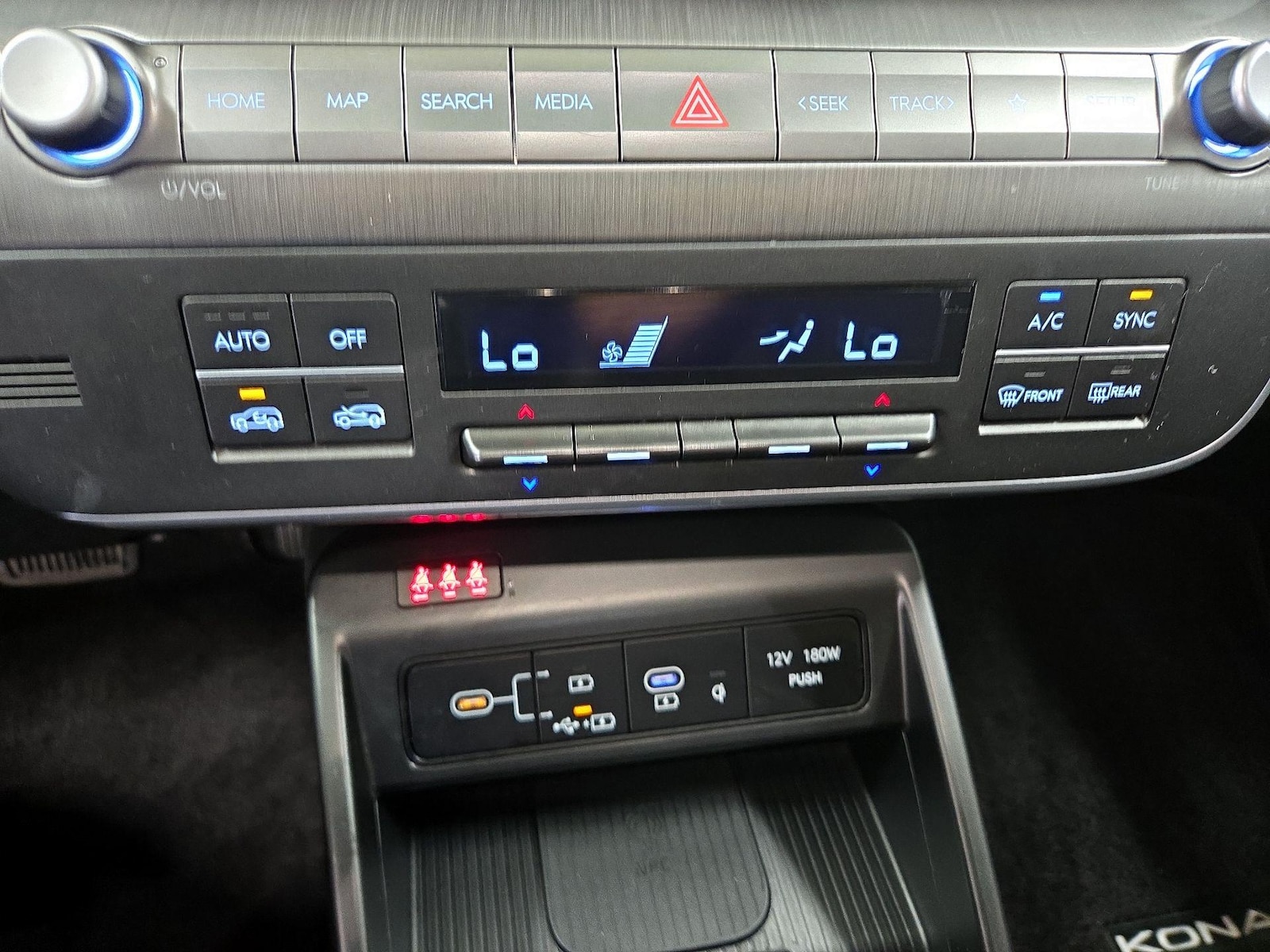 2024 Hyundai Kona SEL - Photo 18