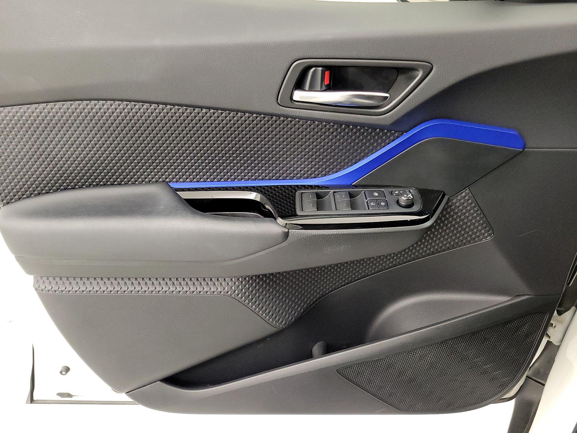 Thumbnail: 2021 Toyota C-HR - 12