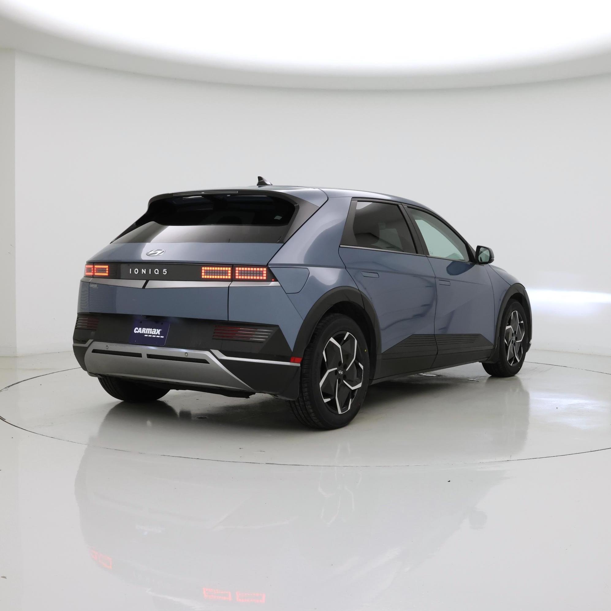 Thumbnail: 2023 Hyundai Ioniq 5 - 8