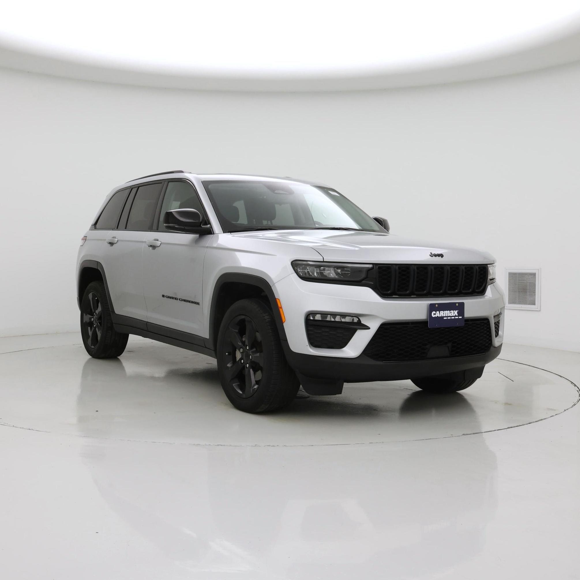 Silver 2024 Jeep Grand Cherokee SUV / Crossover Four-Wheel Drive Automatic