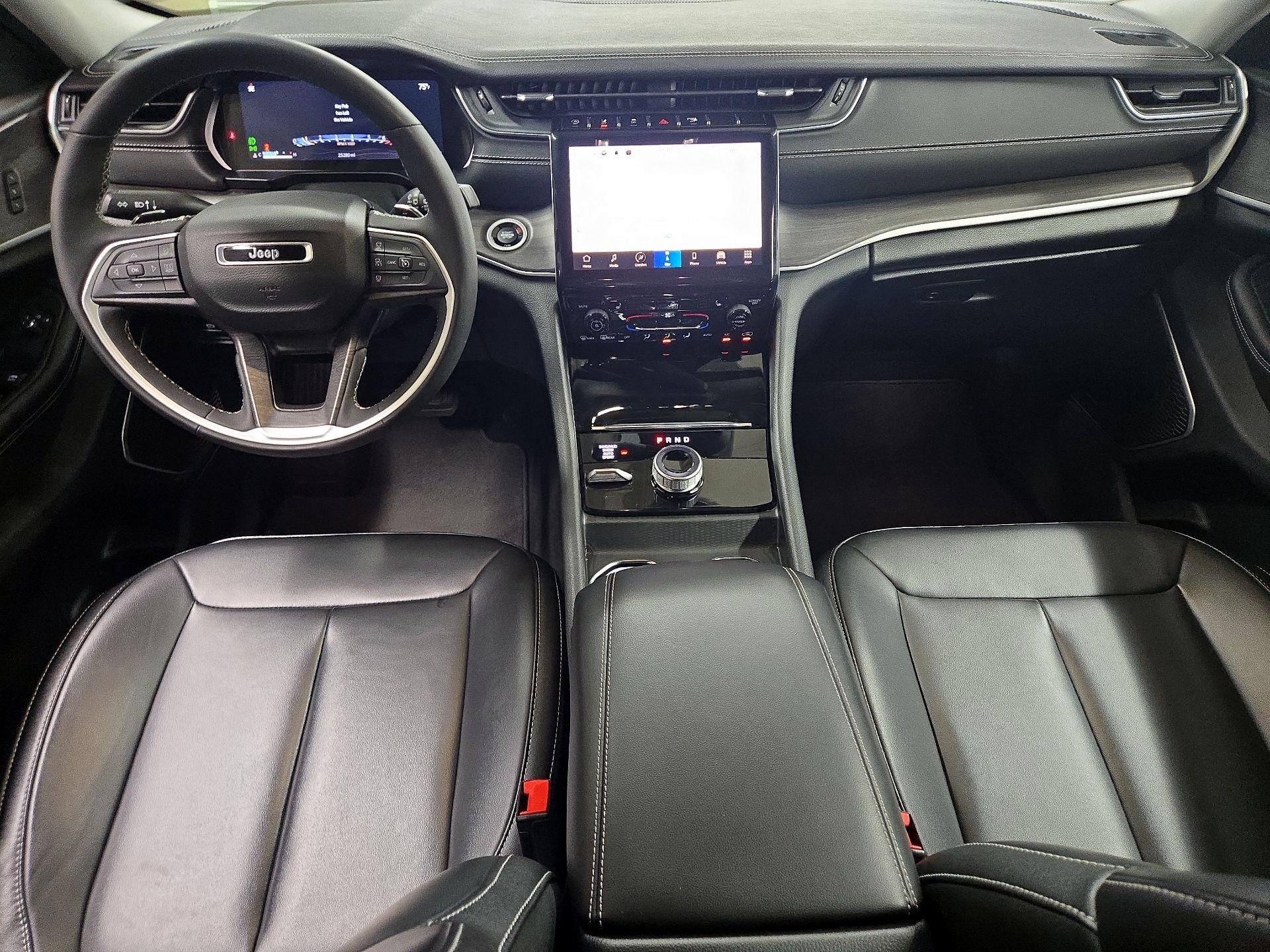 Thumbnail: 2024 Jeep Grand Cherokee - 9