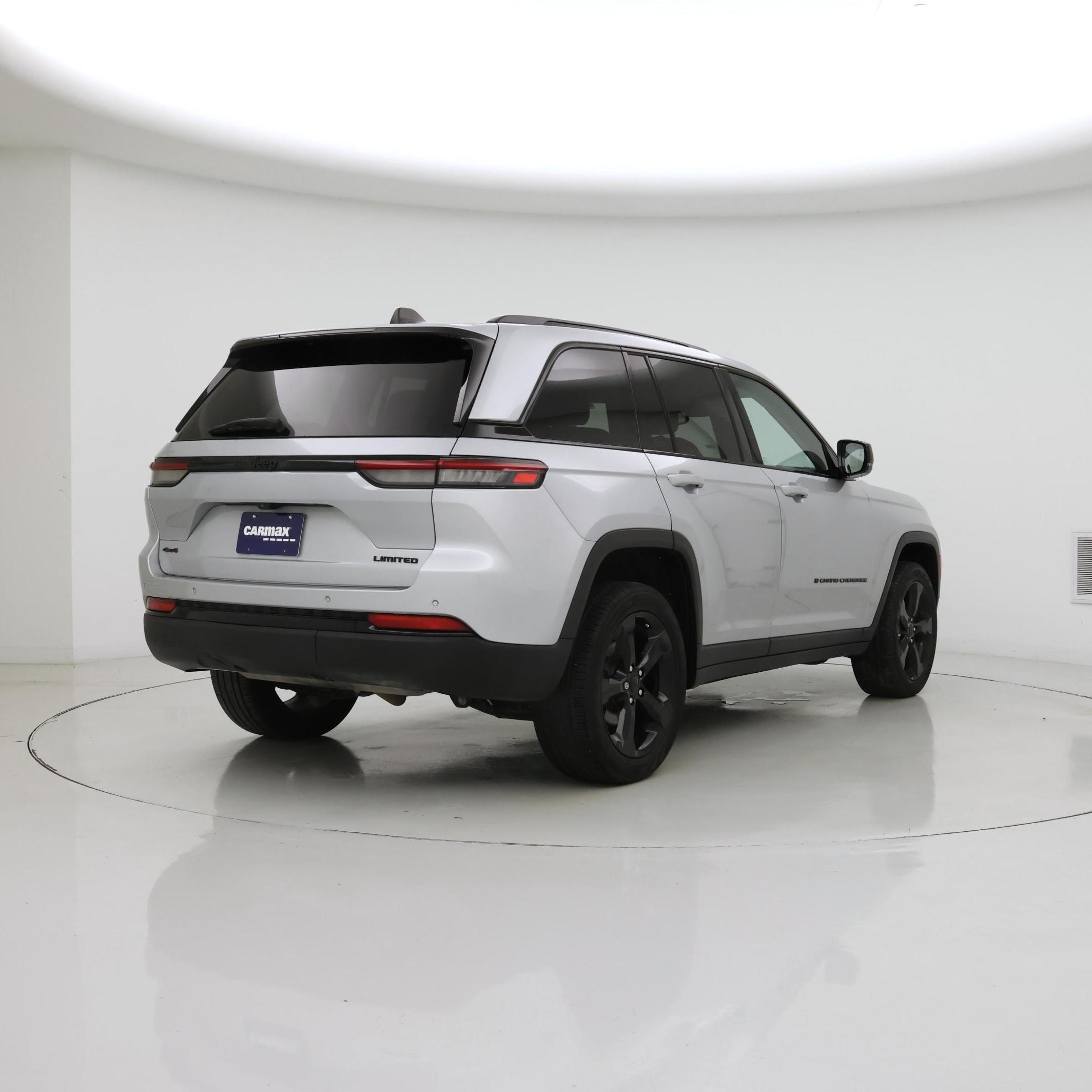 Thumbnail: 2024 Jeep Grand Cherokee - 8