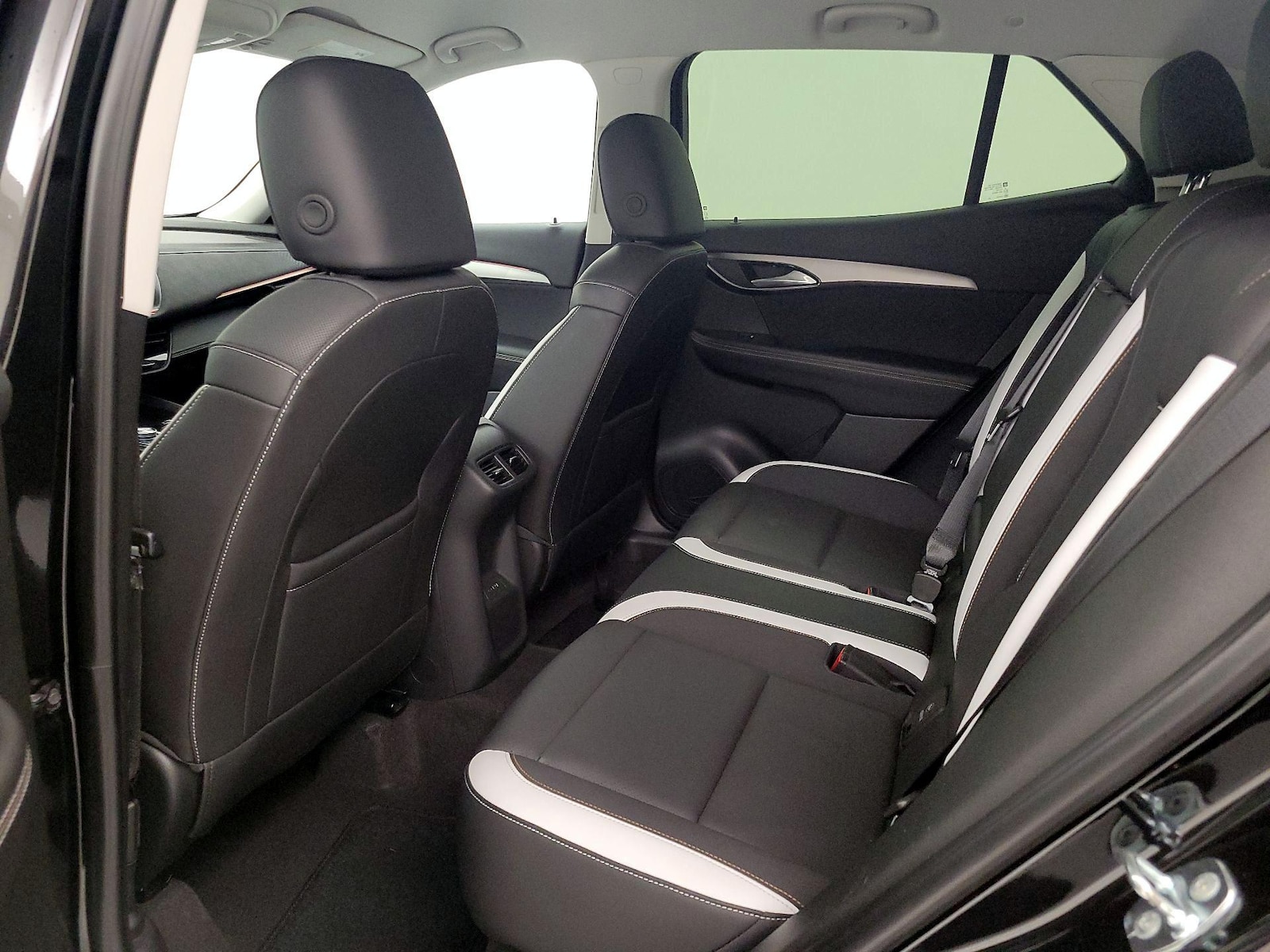 2025 Buick Envision Sport Touring - Photo 20