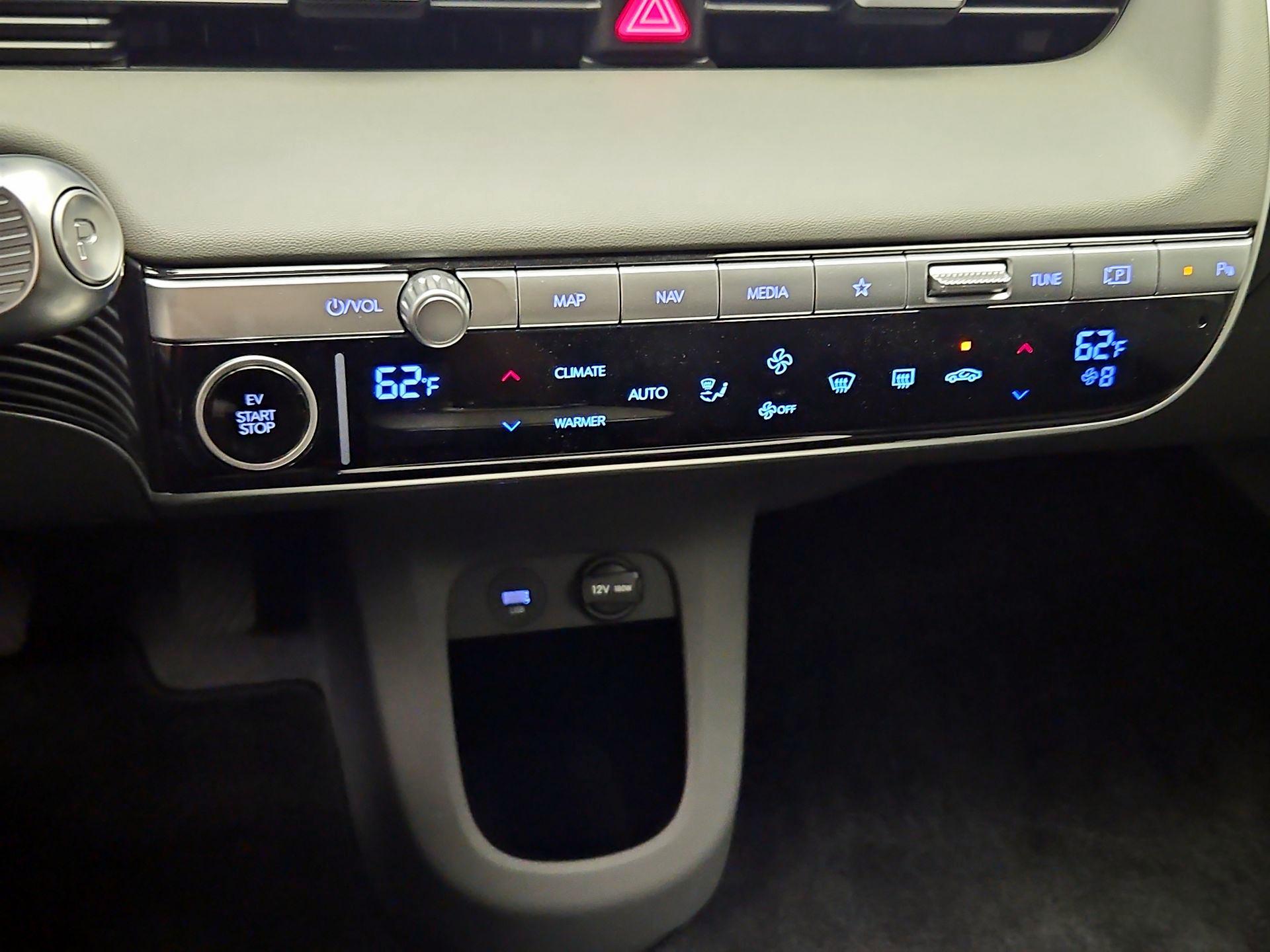 Thumbnail: 2024 Hyundai Ioniq 5 - 17