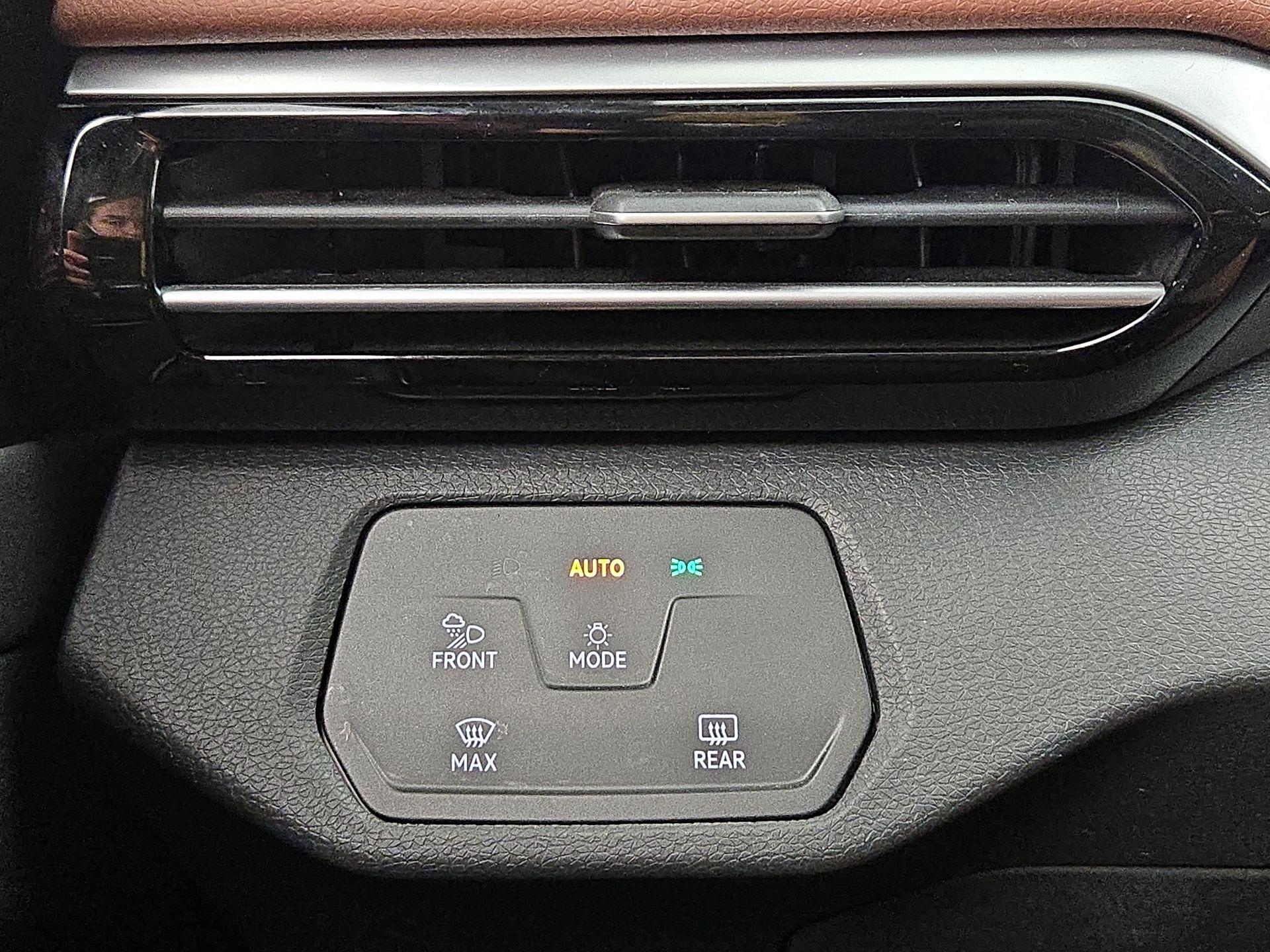 Thumbnail: 2021 Volkswagen ID.4 - 13