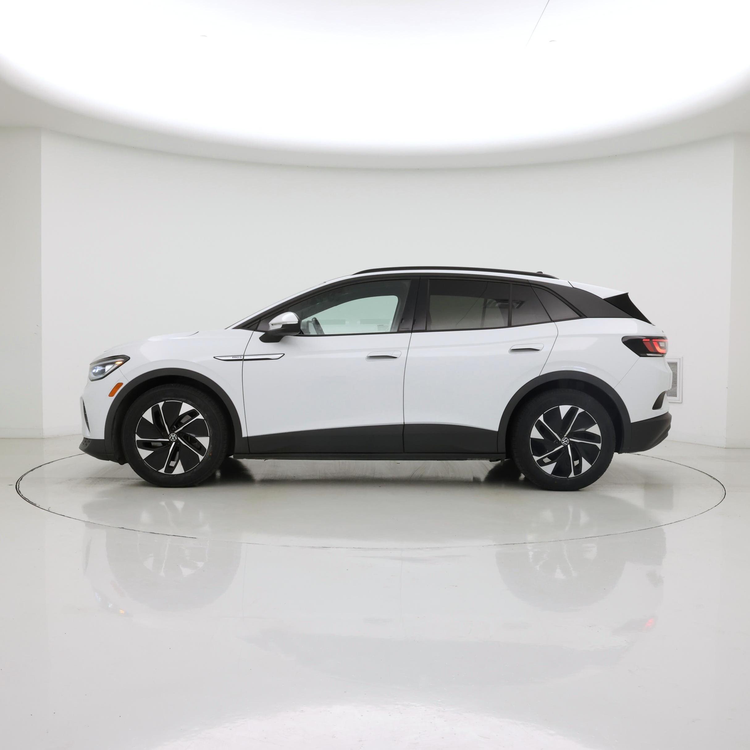 Thumbnail: 2021 Volkswagen ID.4 - 3