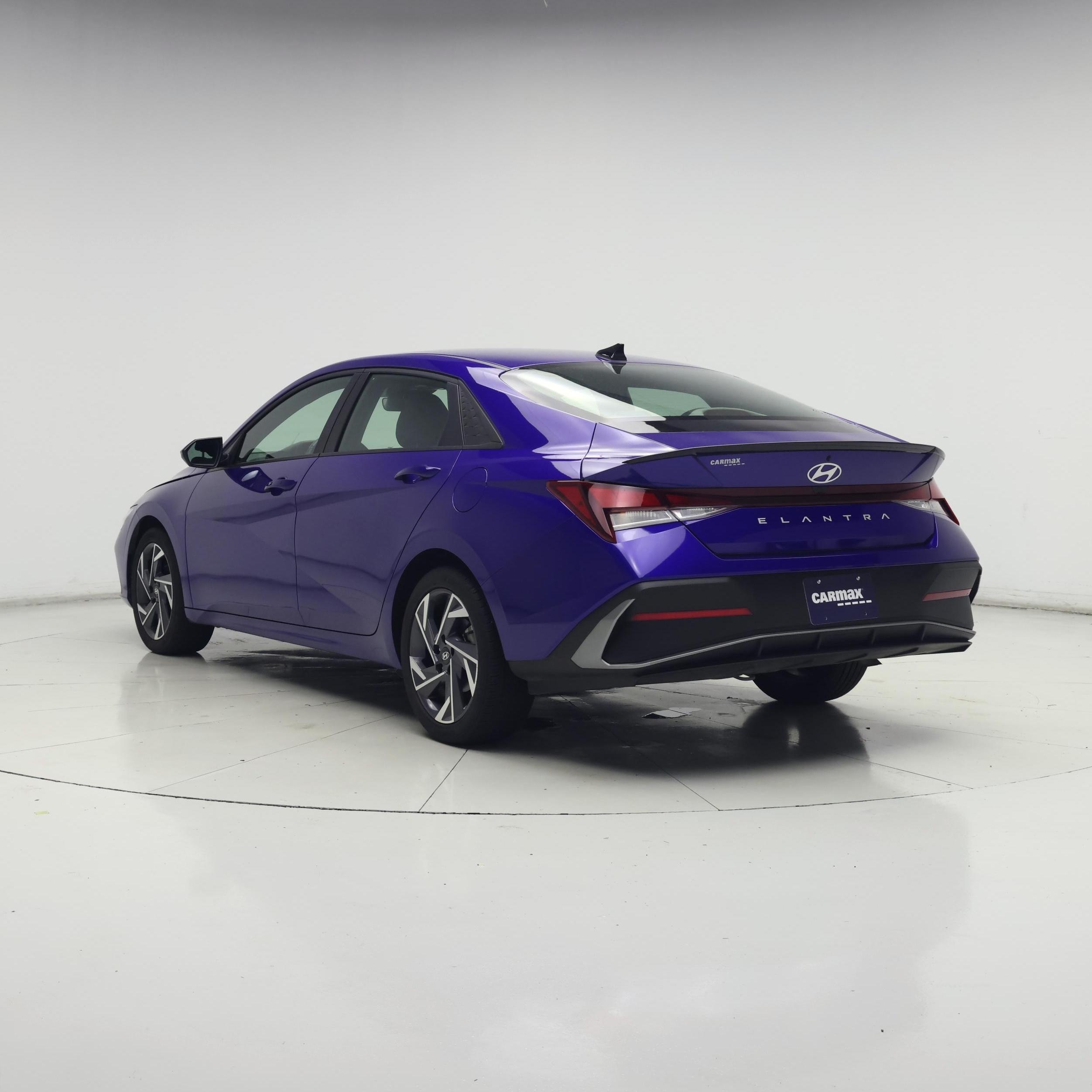 Thumbnail: 2025 Hyundai Elantra - 2