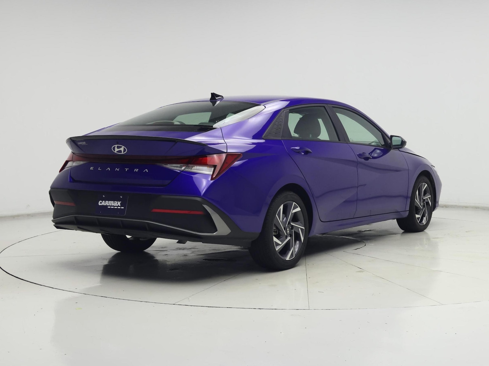 2025 Hyundai Elantra SEL - Photo 9