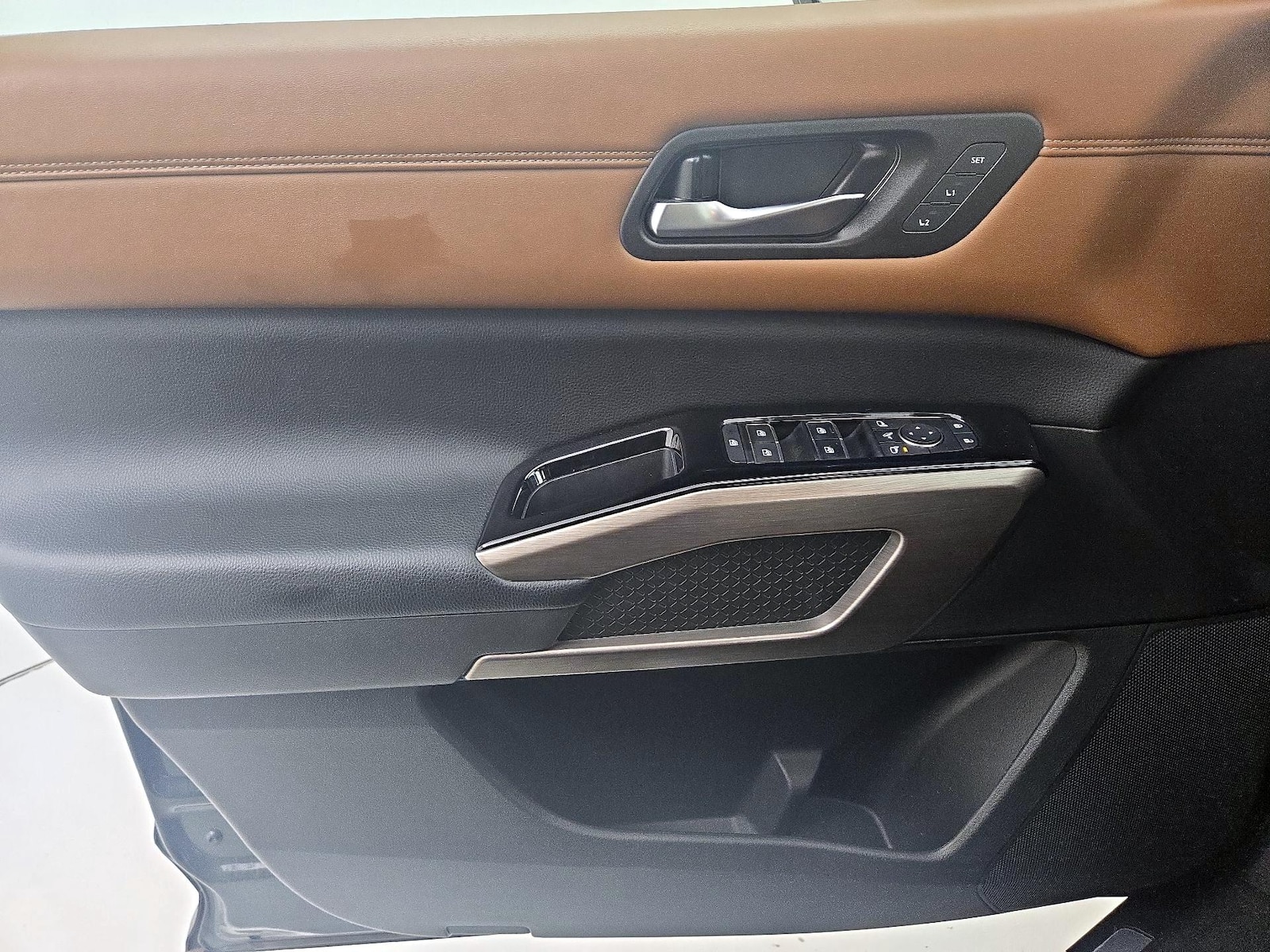 2023 Nissan Pathfinder Platinum - Photo 13