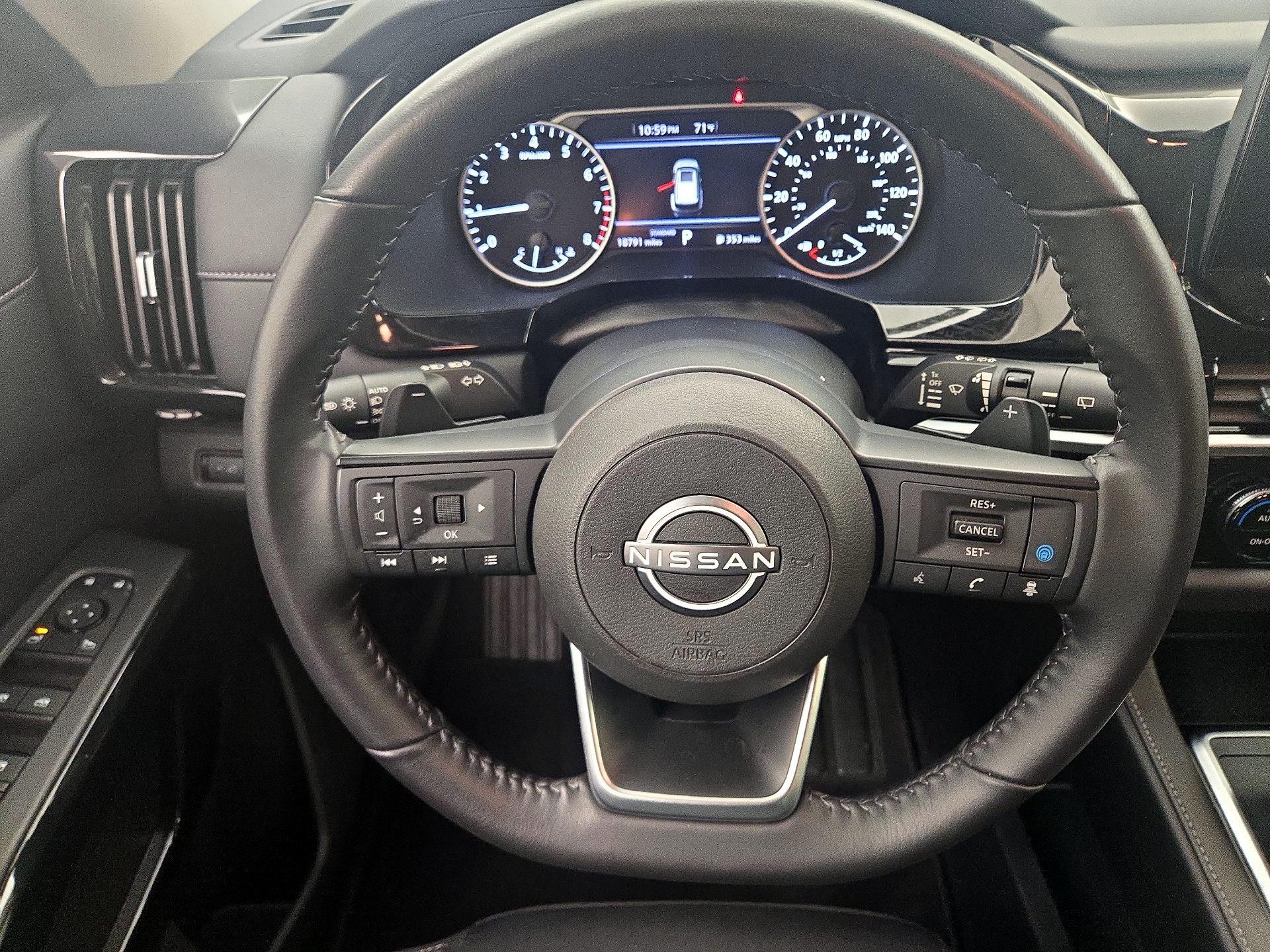 Thumbnail: 2024 Nissan Pathfinder - 10