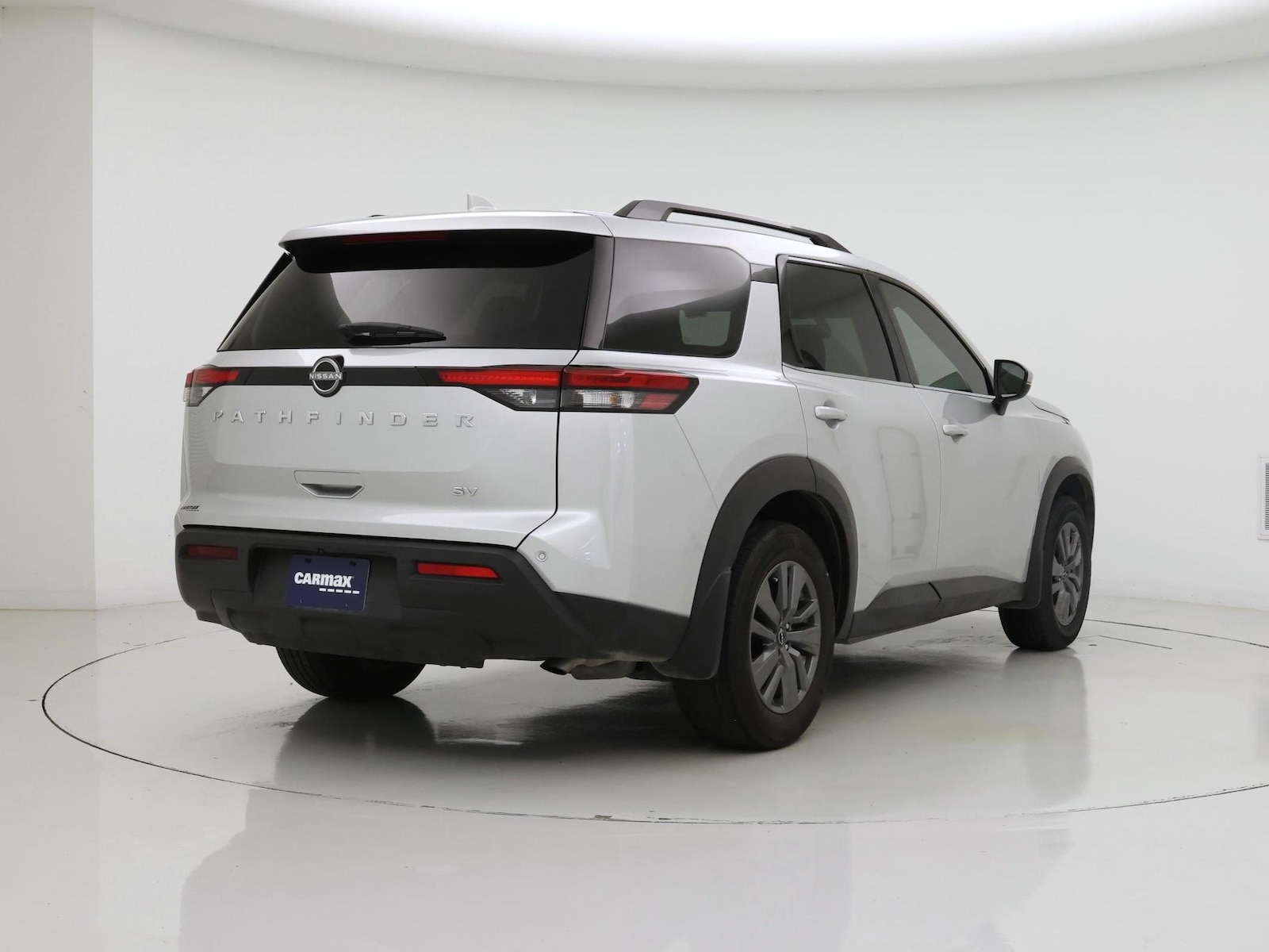 2024 Nissan Pathfinder SV - Photo 9