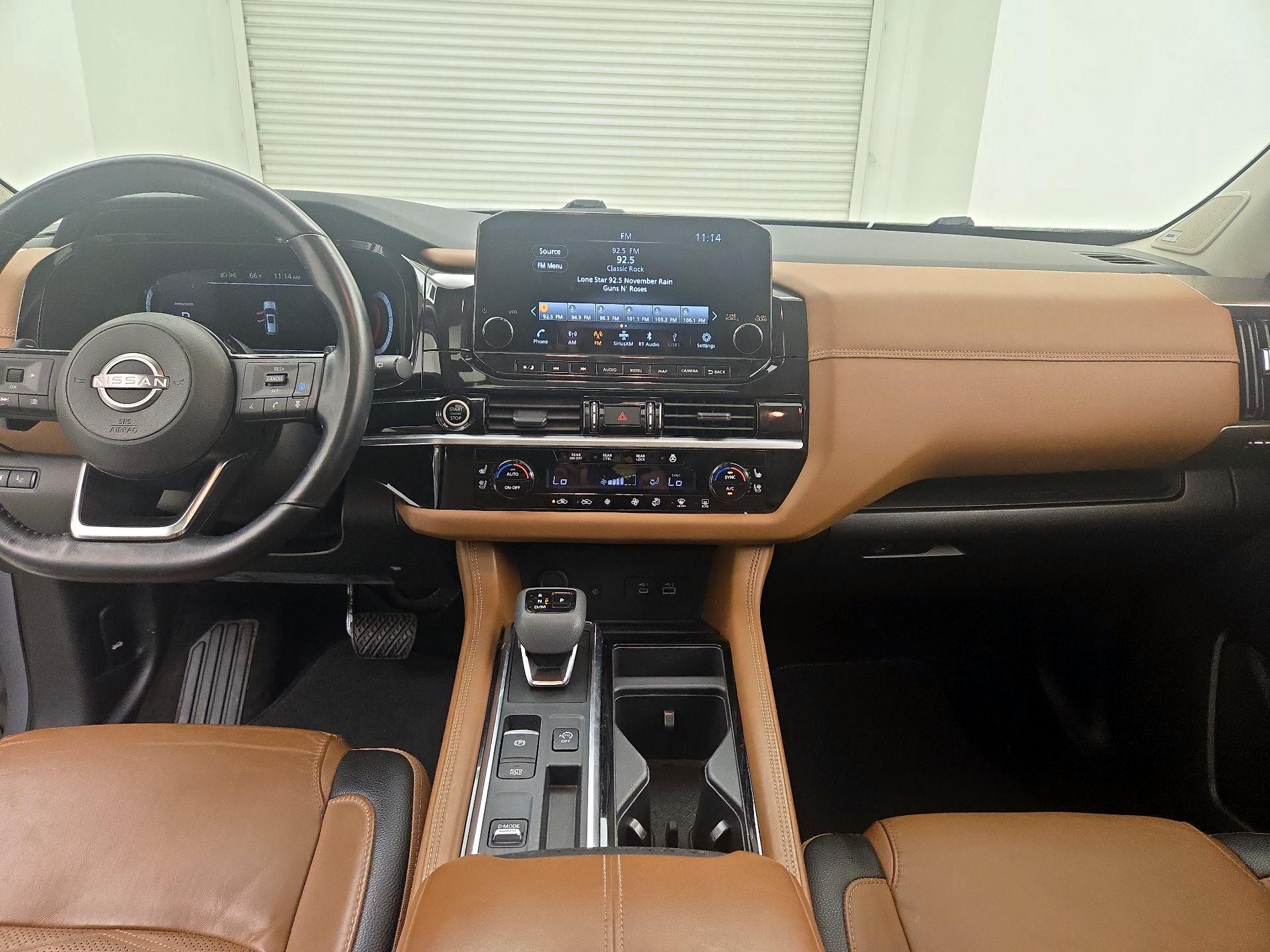 Thumbnail: 2023 Nissan Pathfinder - 9