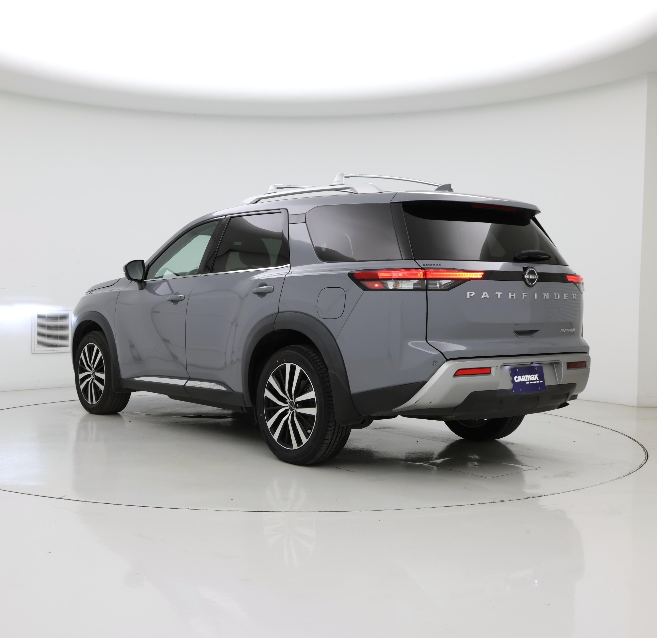 Thumbnail: 2023 Nissan Pathfinder - 2