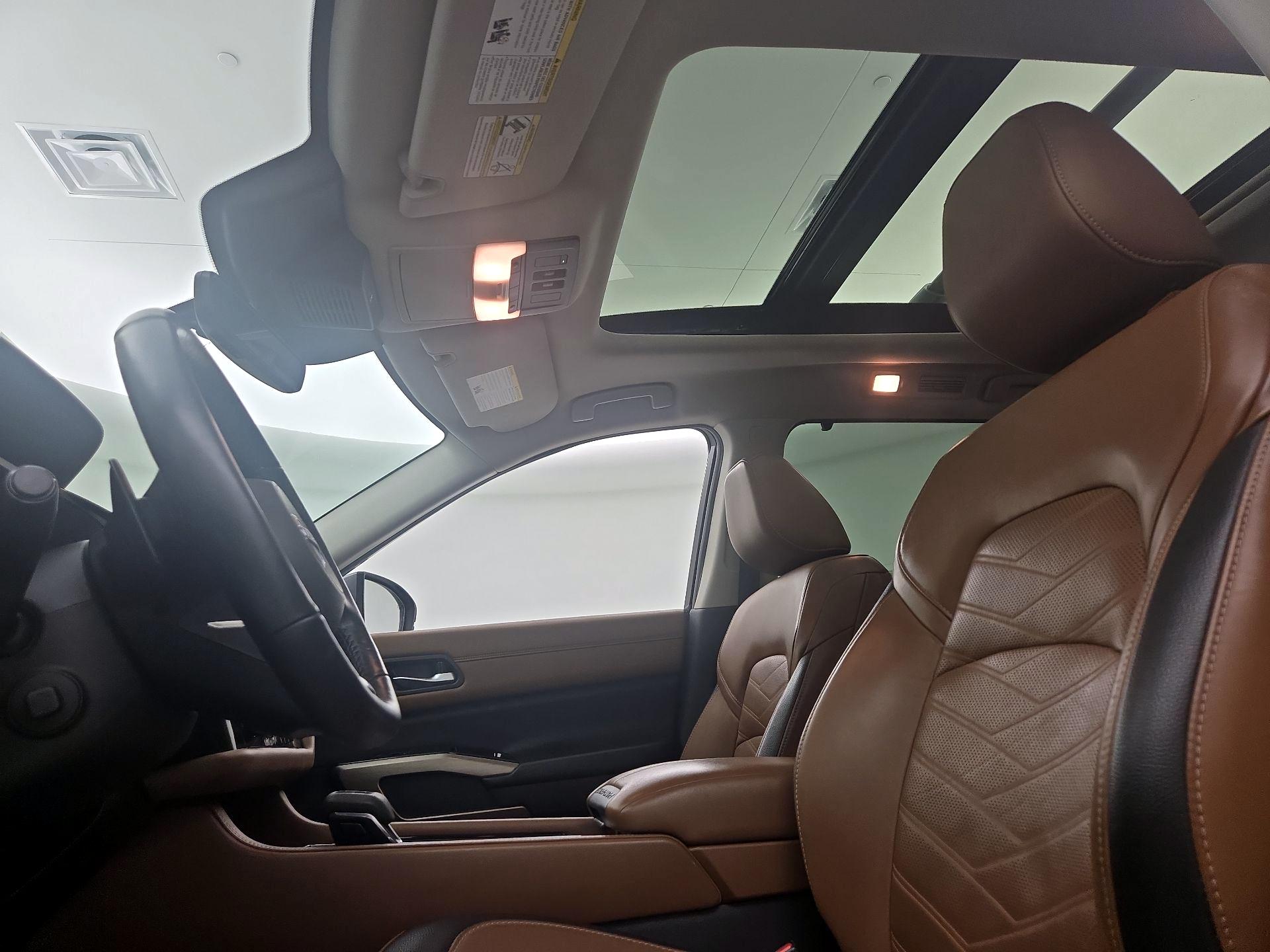 Thumbnail: 2023 Nissan Pathfinder - 20