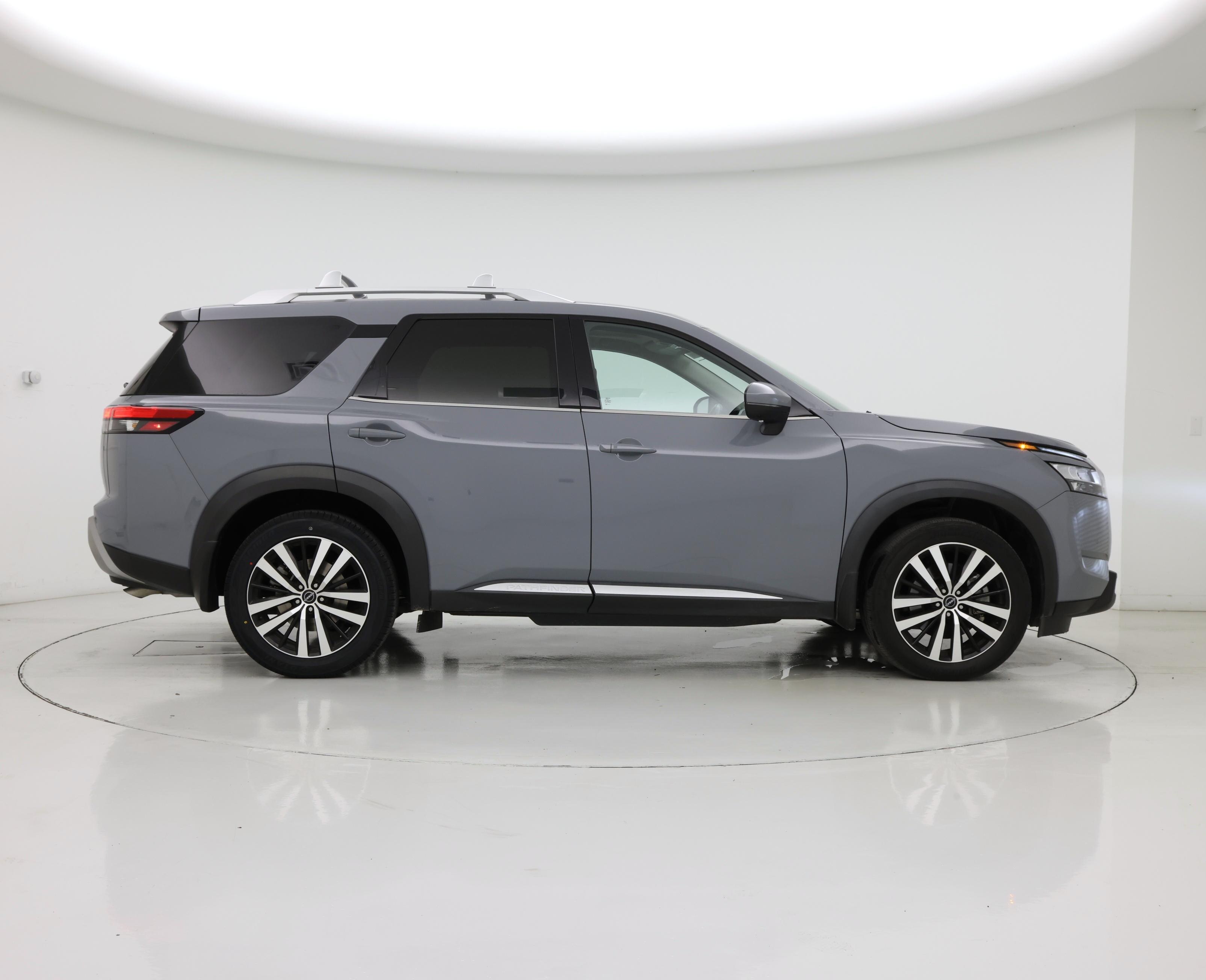 Thumbnail: 2023 Nissan Pathfinder - 7