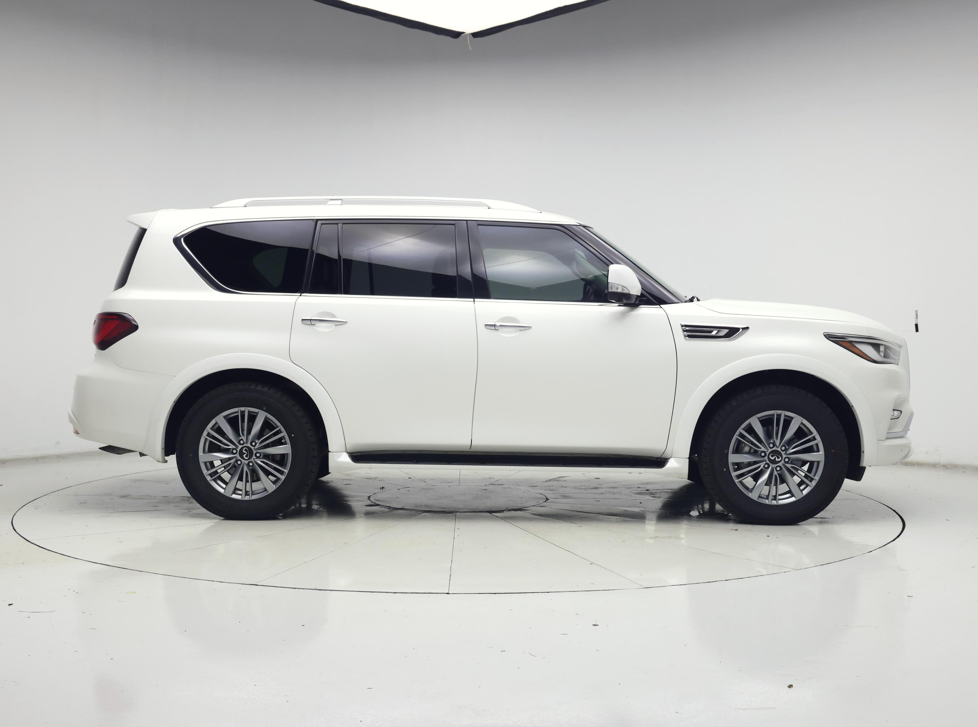 Thumbnail: 2022 INFINITI QX80 - 7