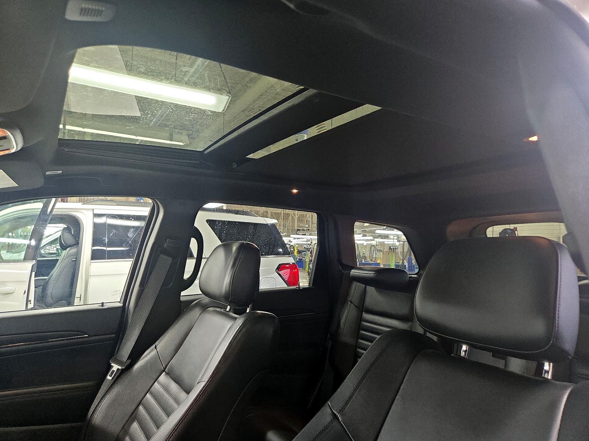 Thumbnail: 2020 Jeep Grand Cherokee - 19