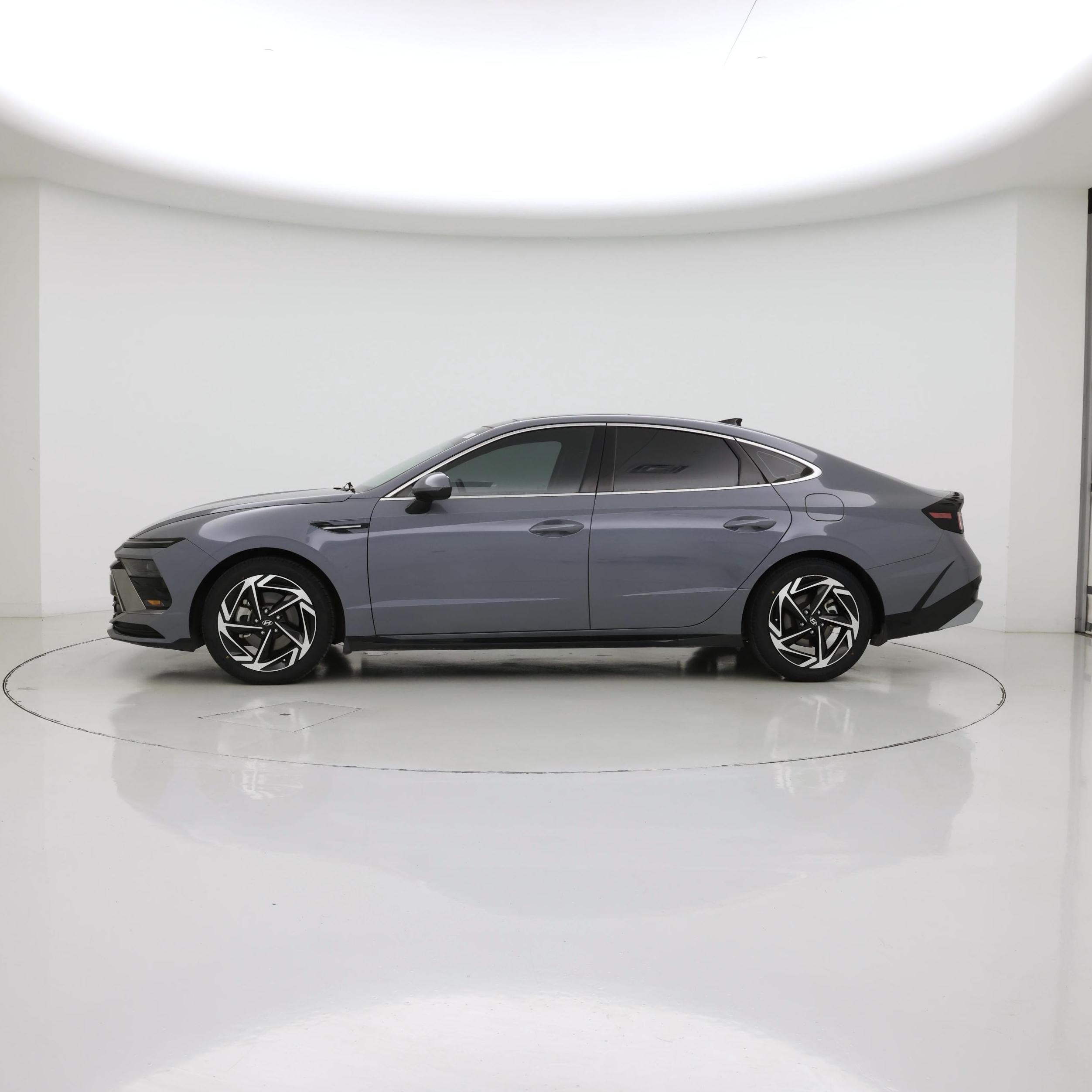 Thumbnail: 2024 Hyundai Sonata - 3