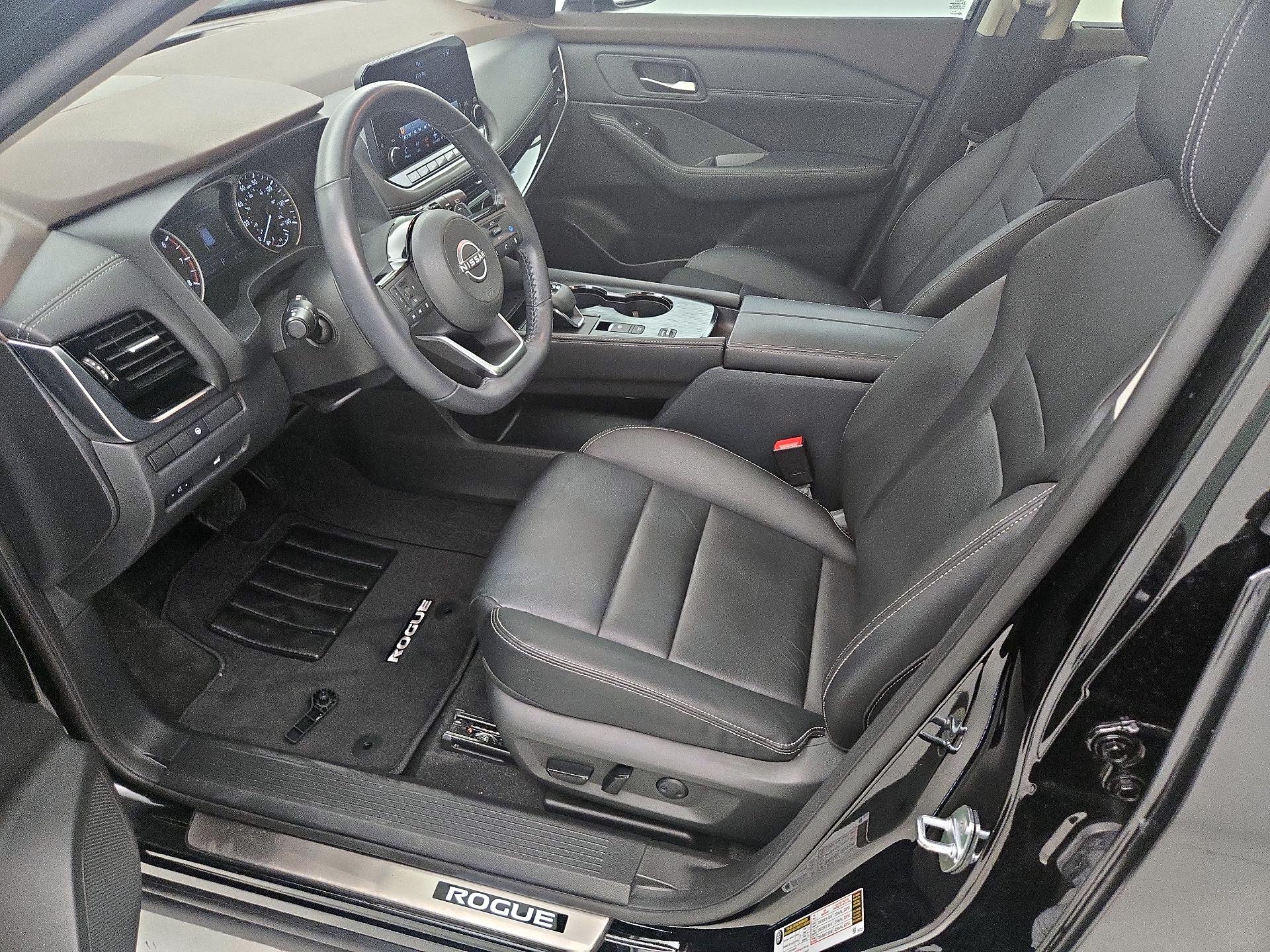 Thumbnail: 2023 Nissan Rogue - 11