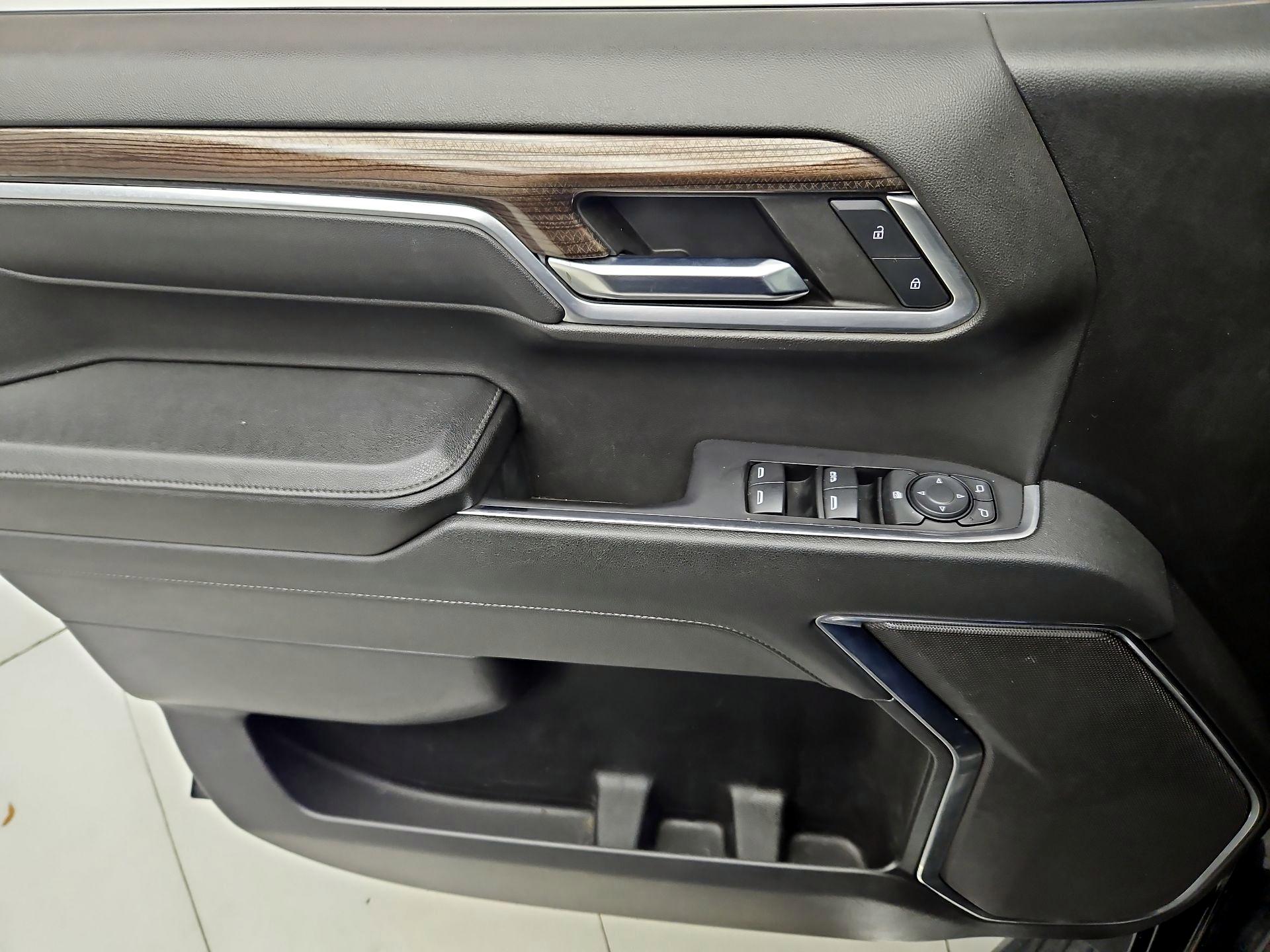 Thumbnail: 2023 Chevrolet Silverado 1500 - 12