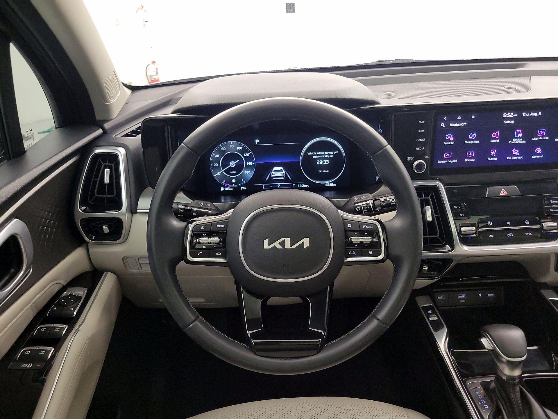 Thumbnail: 2023 Kia Sorento - 10