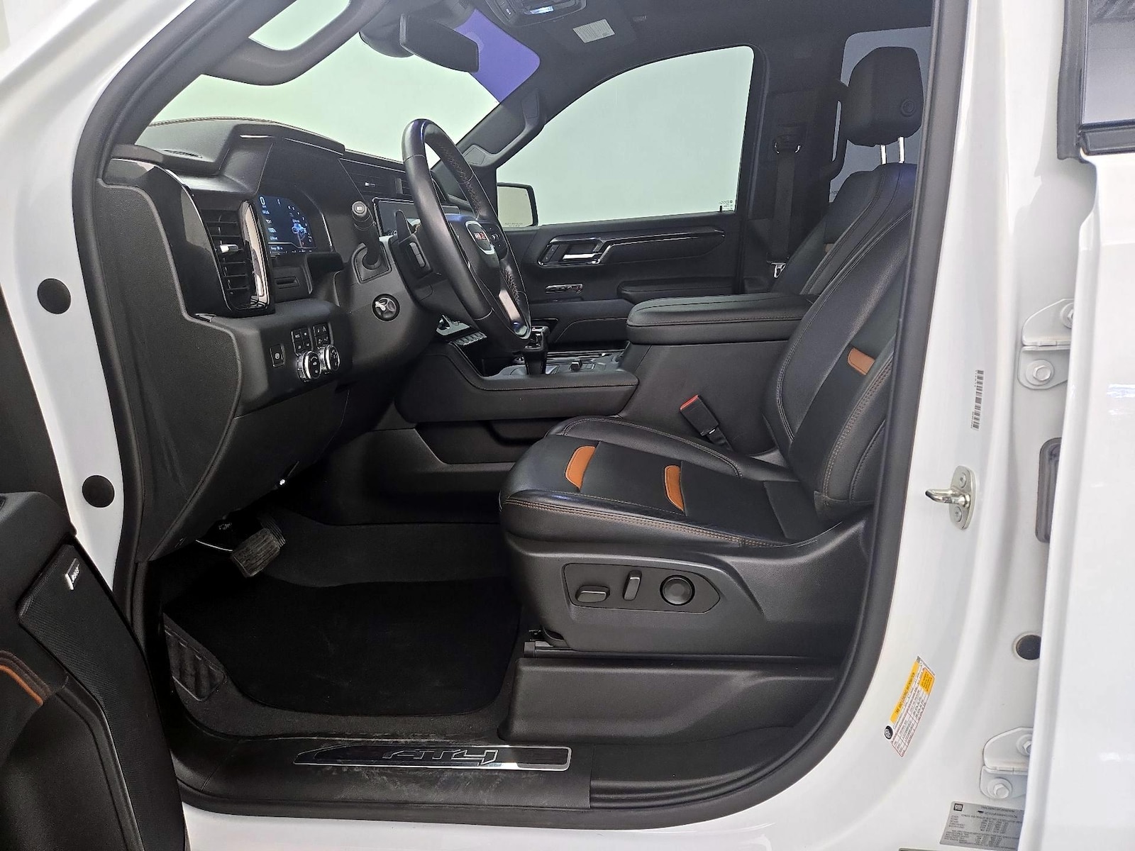 2023 GMC Sierra 1500 AT4 - Photo 12