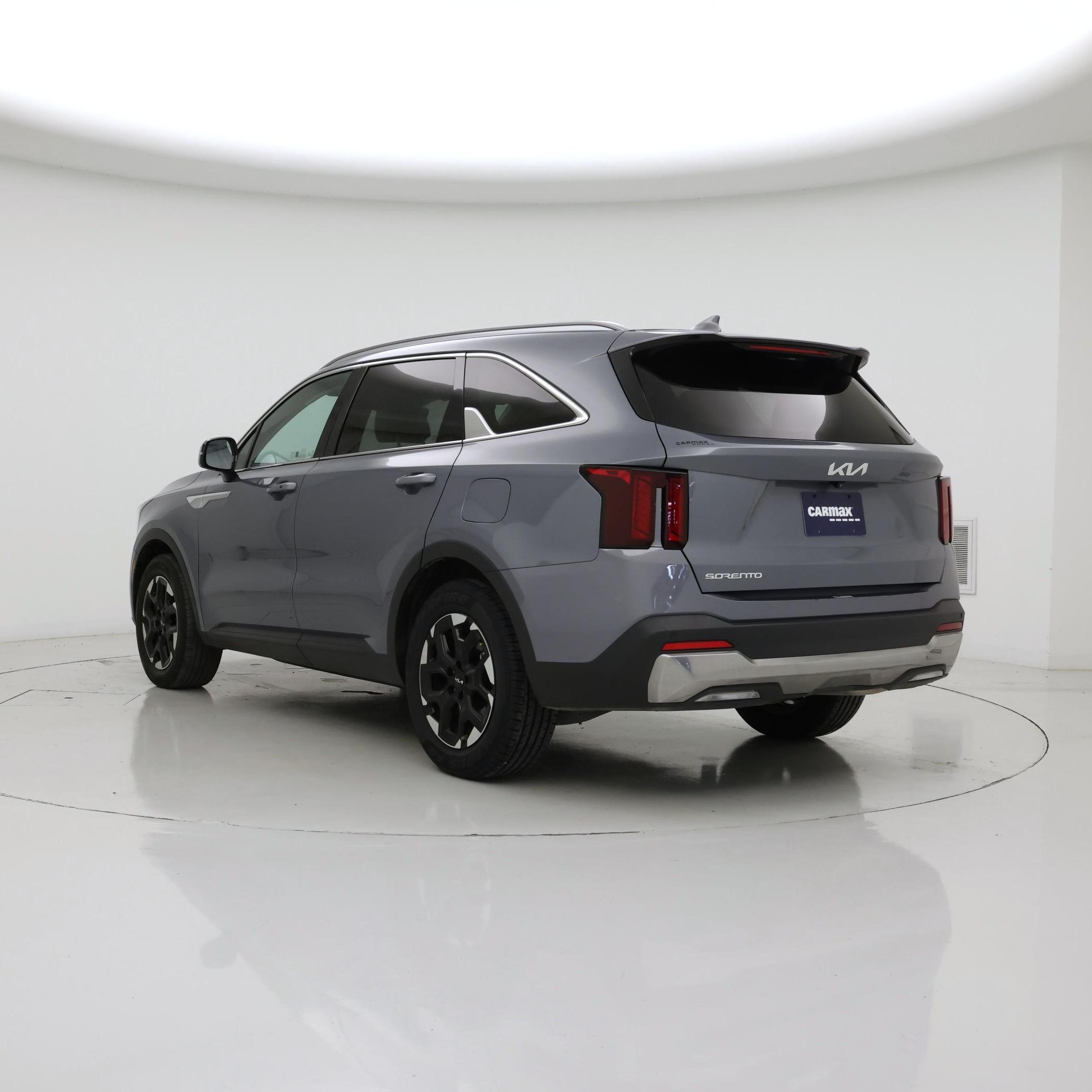 Thumbnail: 2024 Kia Sorento - 2