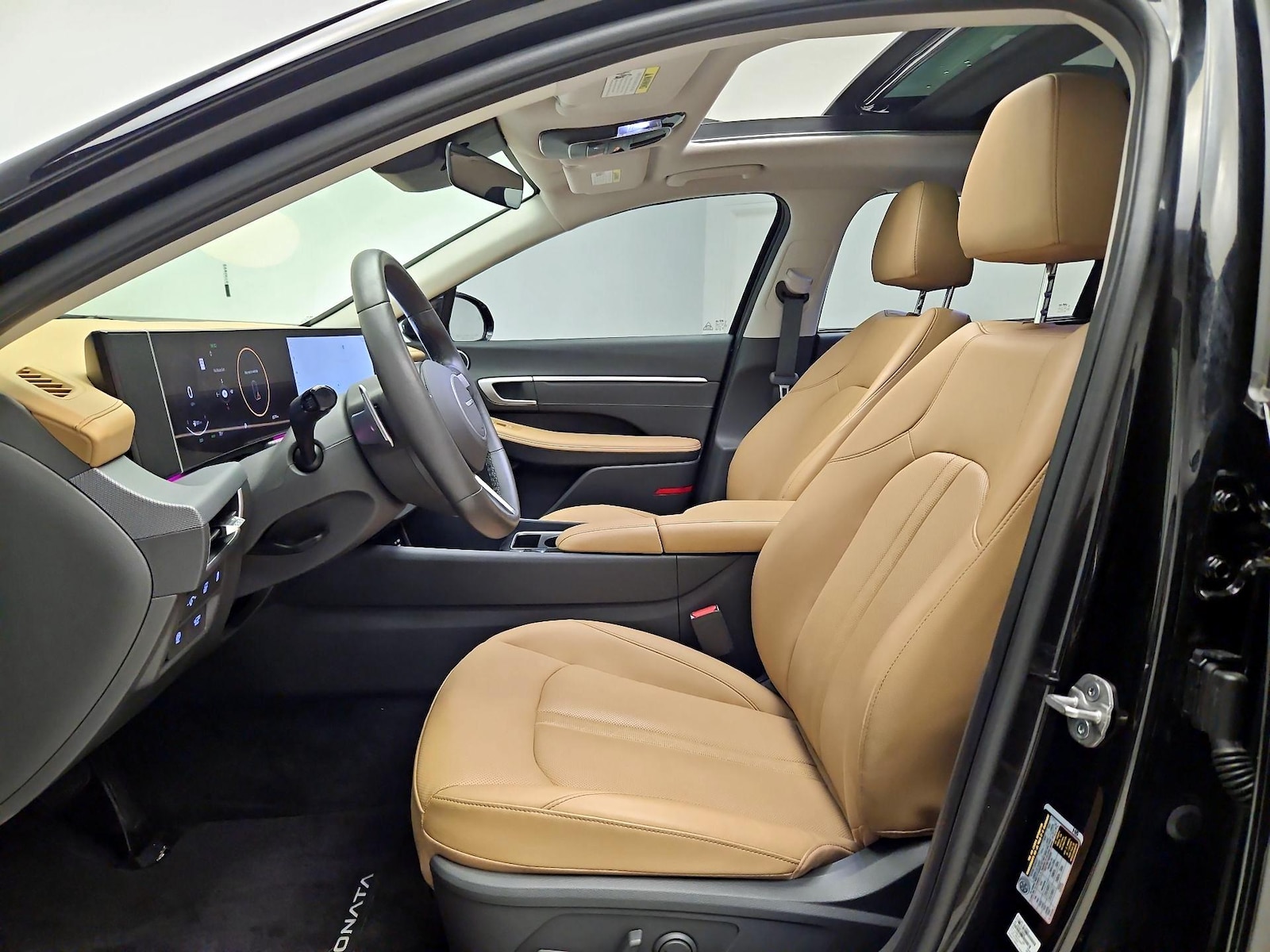 2025 Hyundai Sonata Hybrid Limited - Photo 12