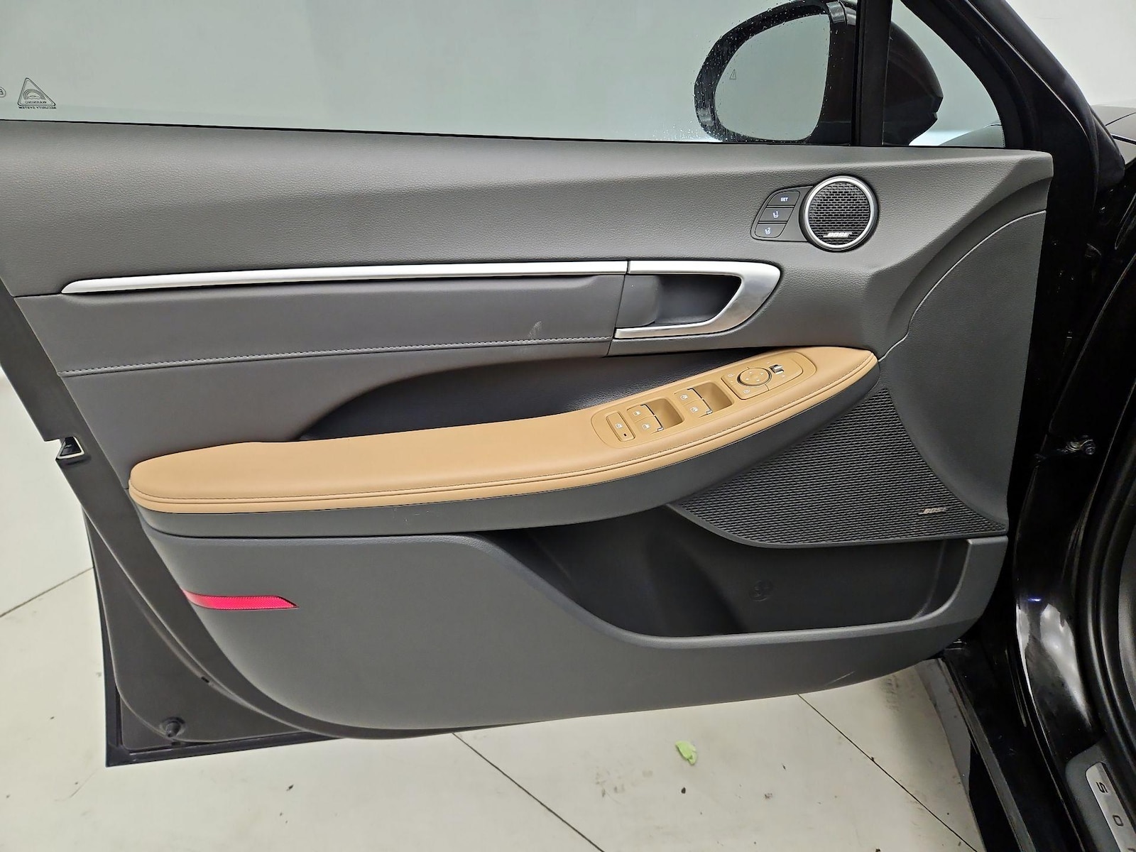 2025 Hyundai Sonata Hybrid Limited - Photo 13