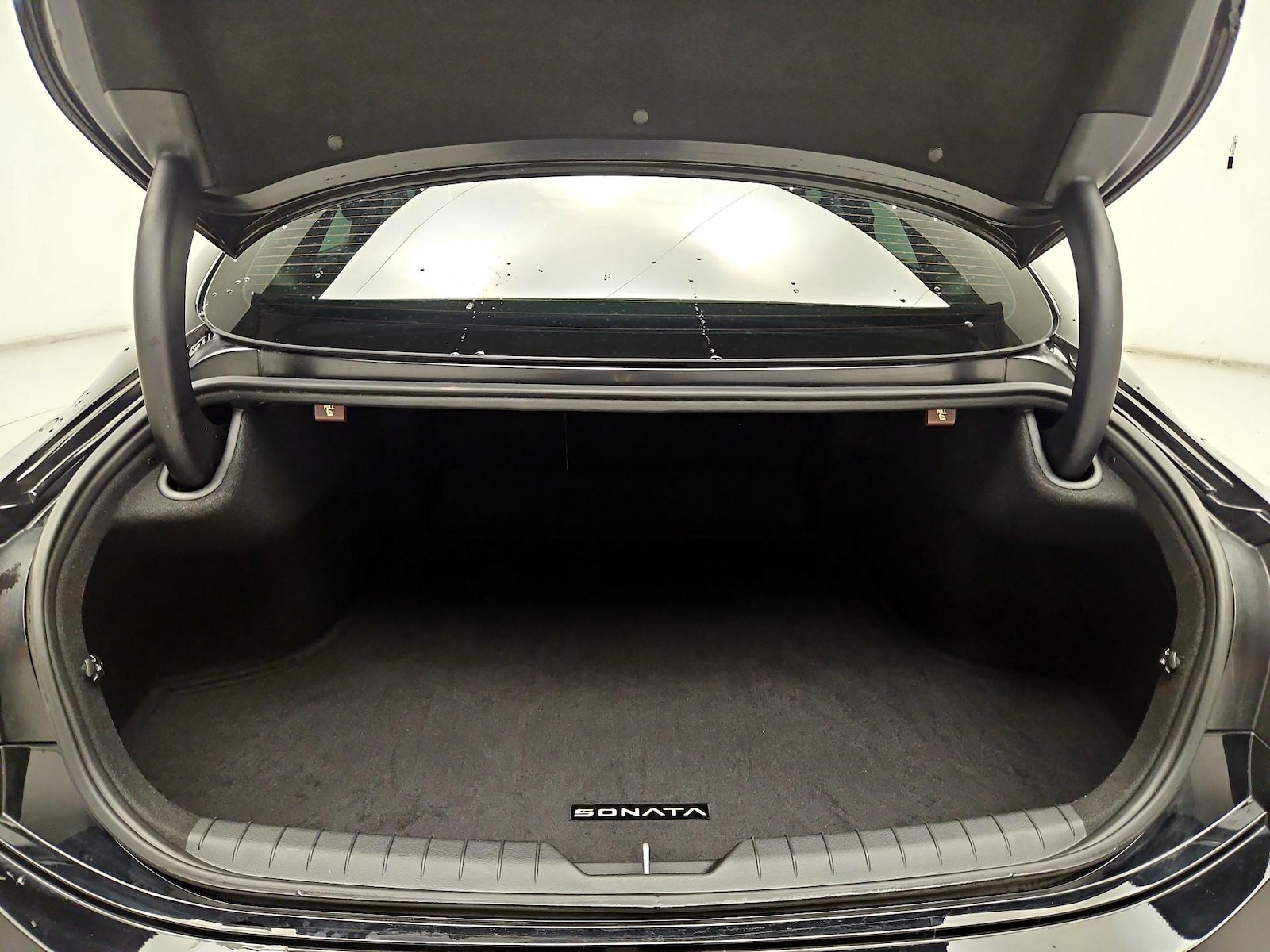 2025 Hyundai Sonata Hybrid Limited - Photo 23